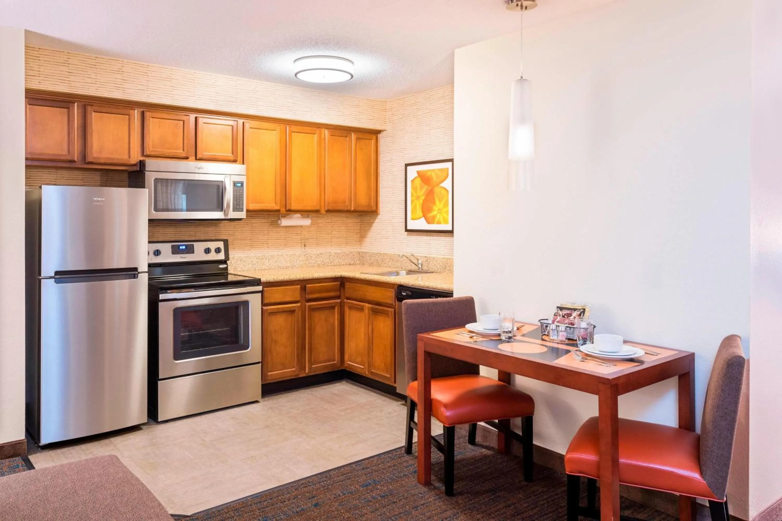 Kitchen or kitchenette in Residence Inn Huntsville