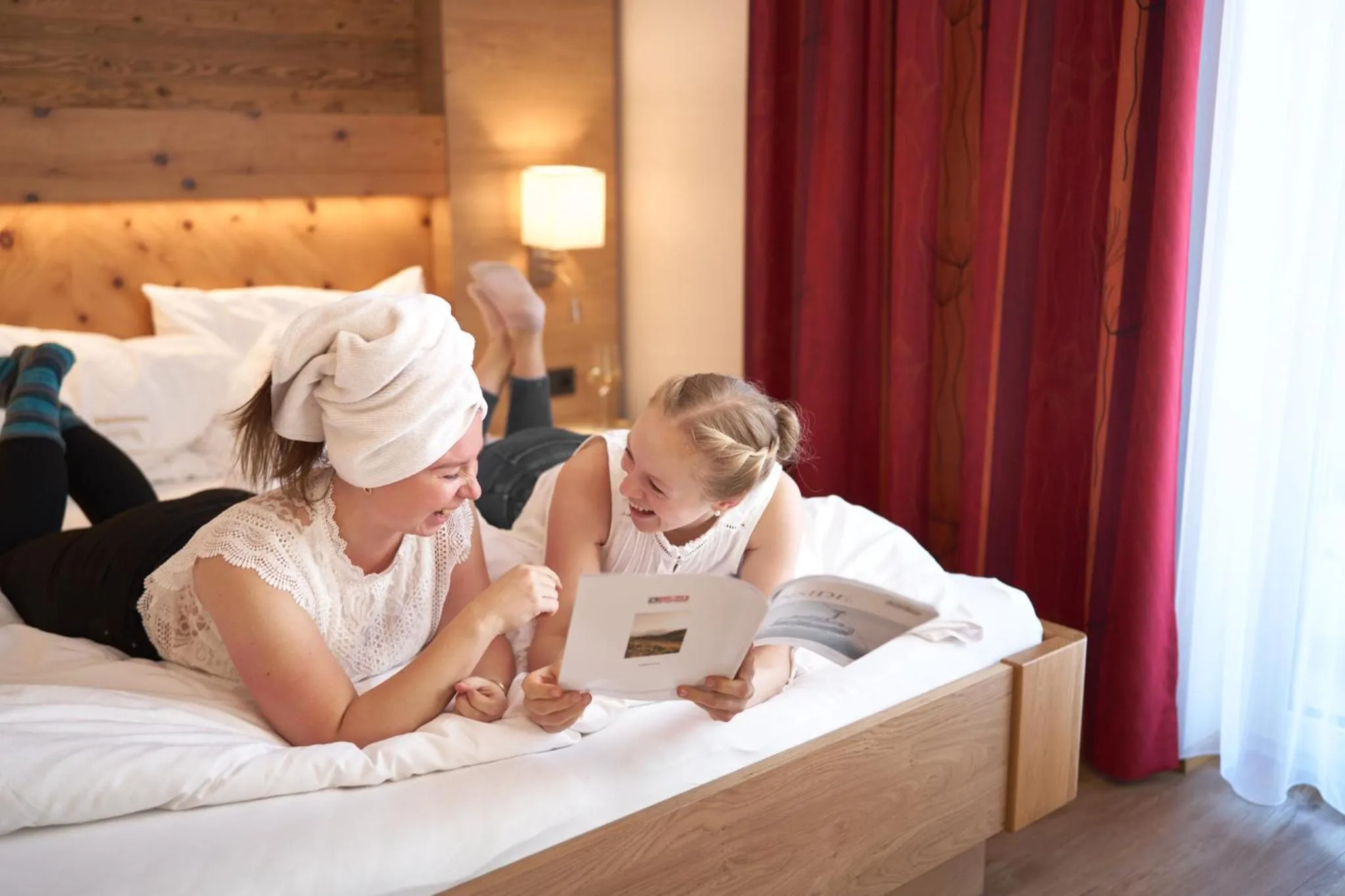 People, Bed in Pension Vier Jahreszeiten