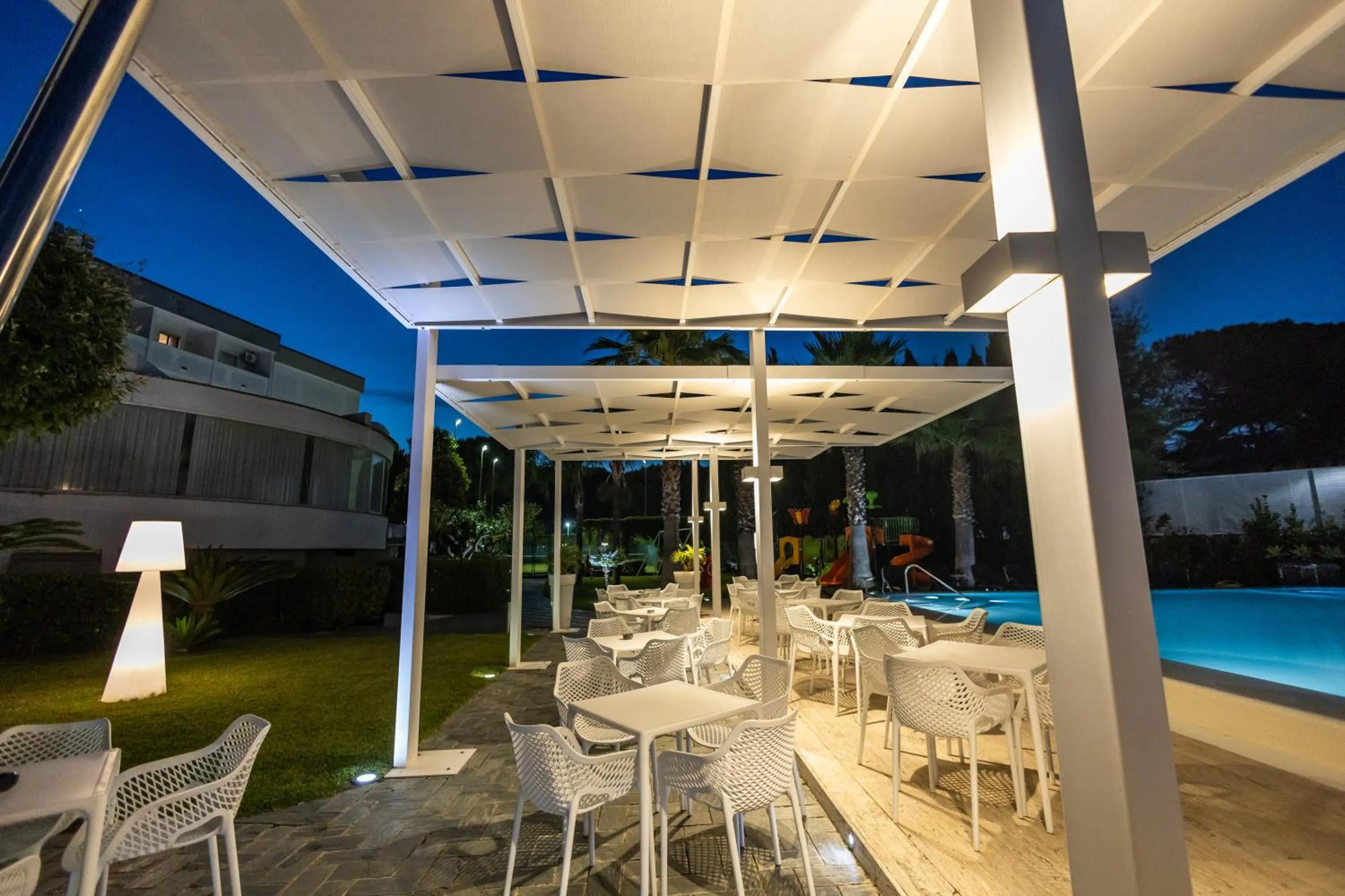 Swimming pool in Hotel Le Palme