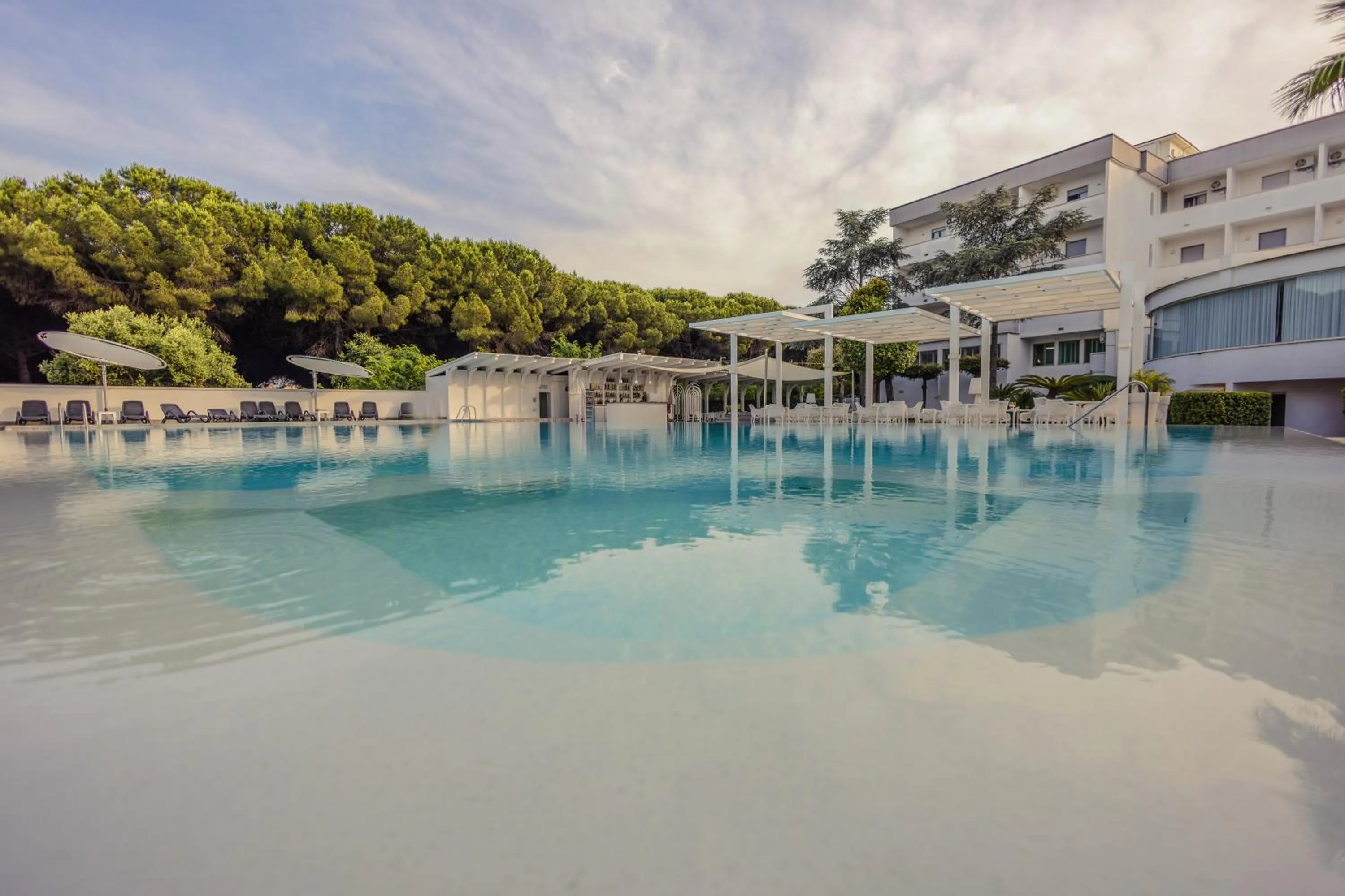 Swimming pool in Hotel Le Palme
