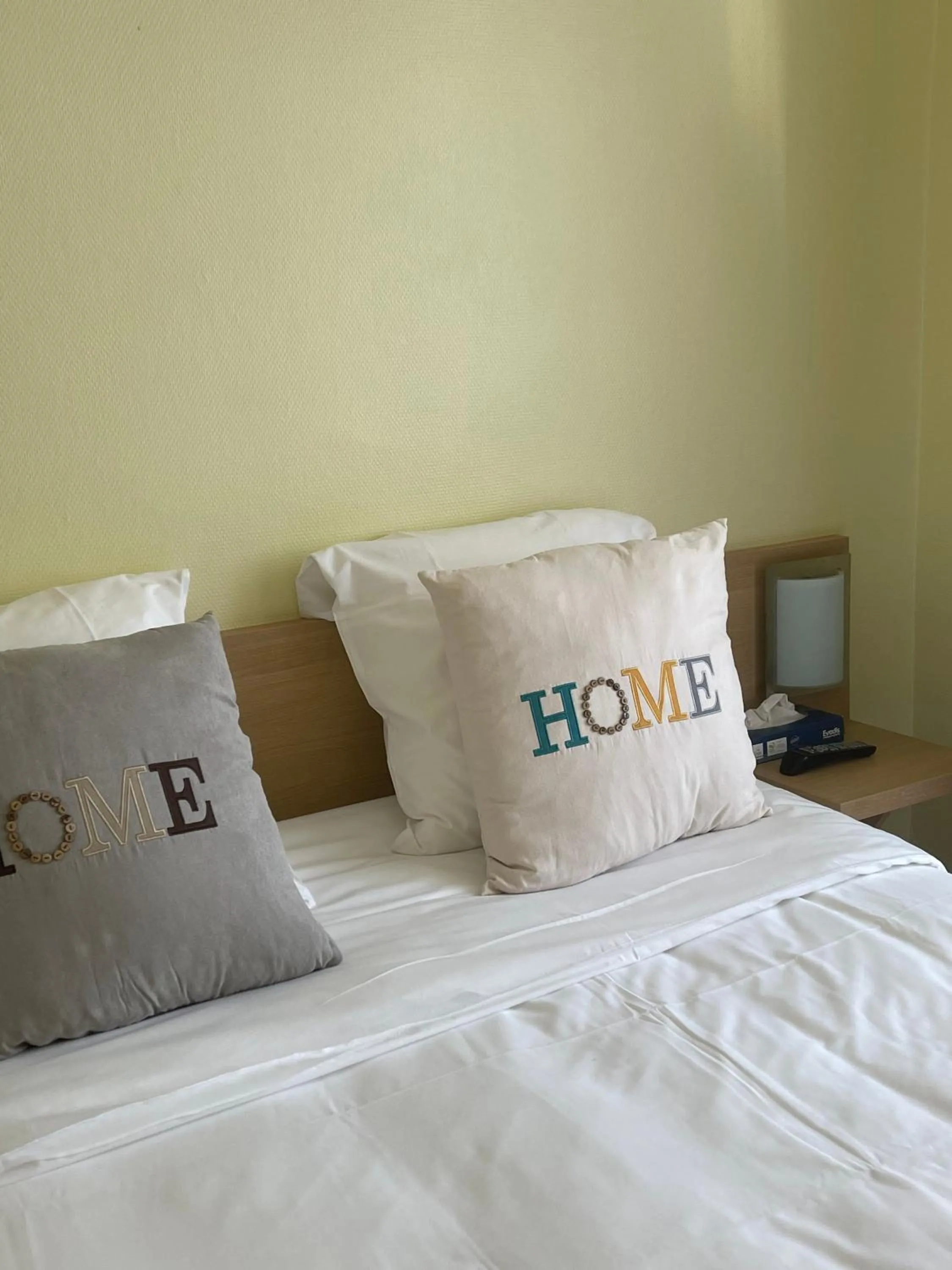 Bedroom, Bed in Tipi