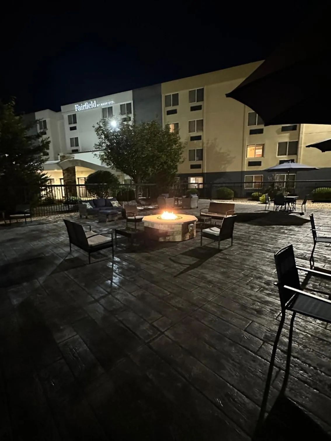 Patio in Fairfield by Marriott Inn & Suites Wallingford New Haven