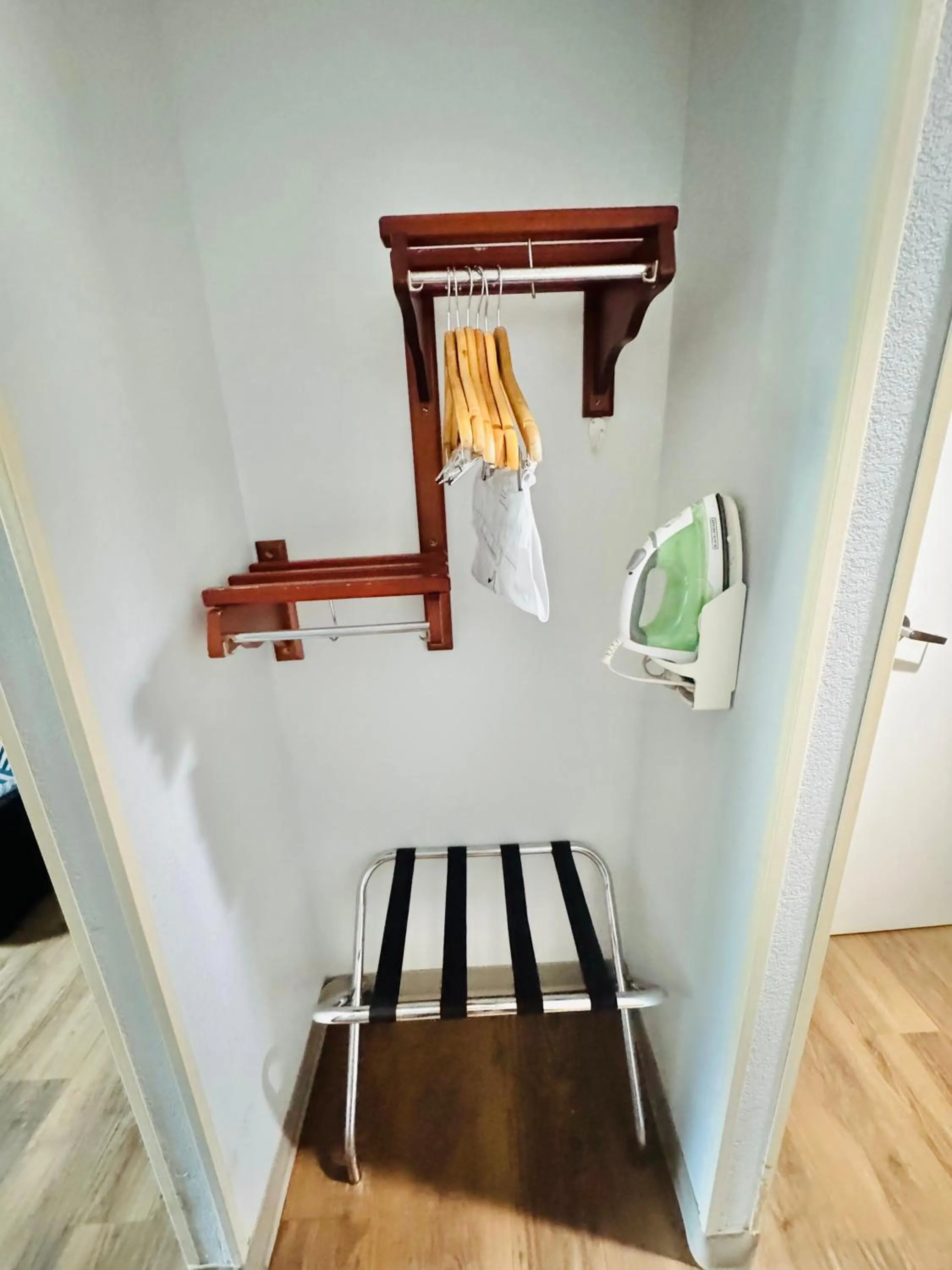 flat iron in Motel 6-Milford, CT