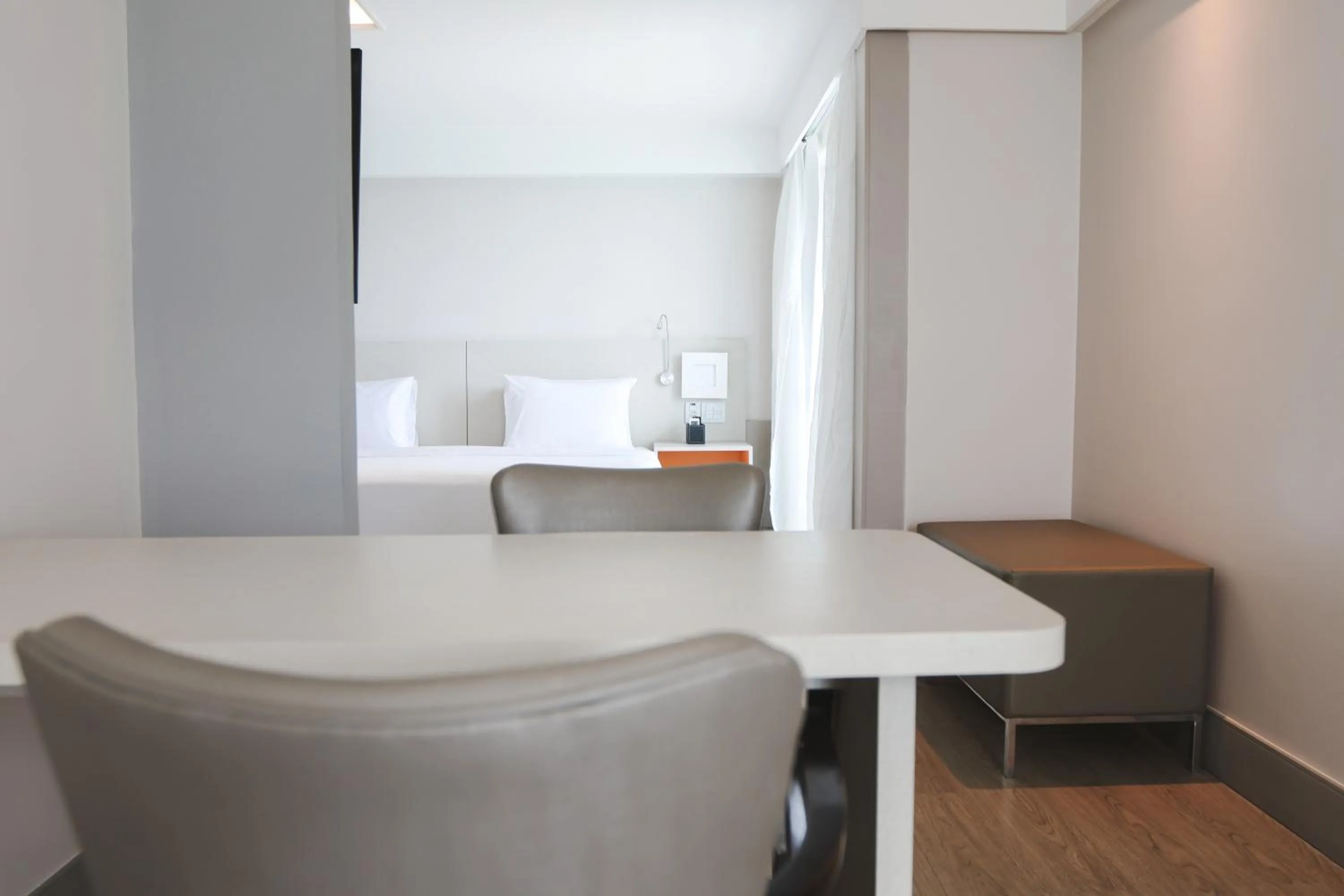 Bedroom, Bed in Radisson Recife