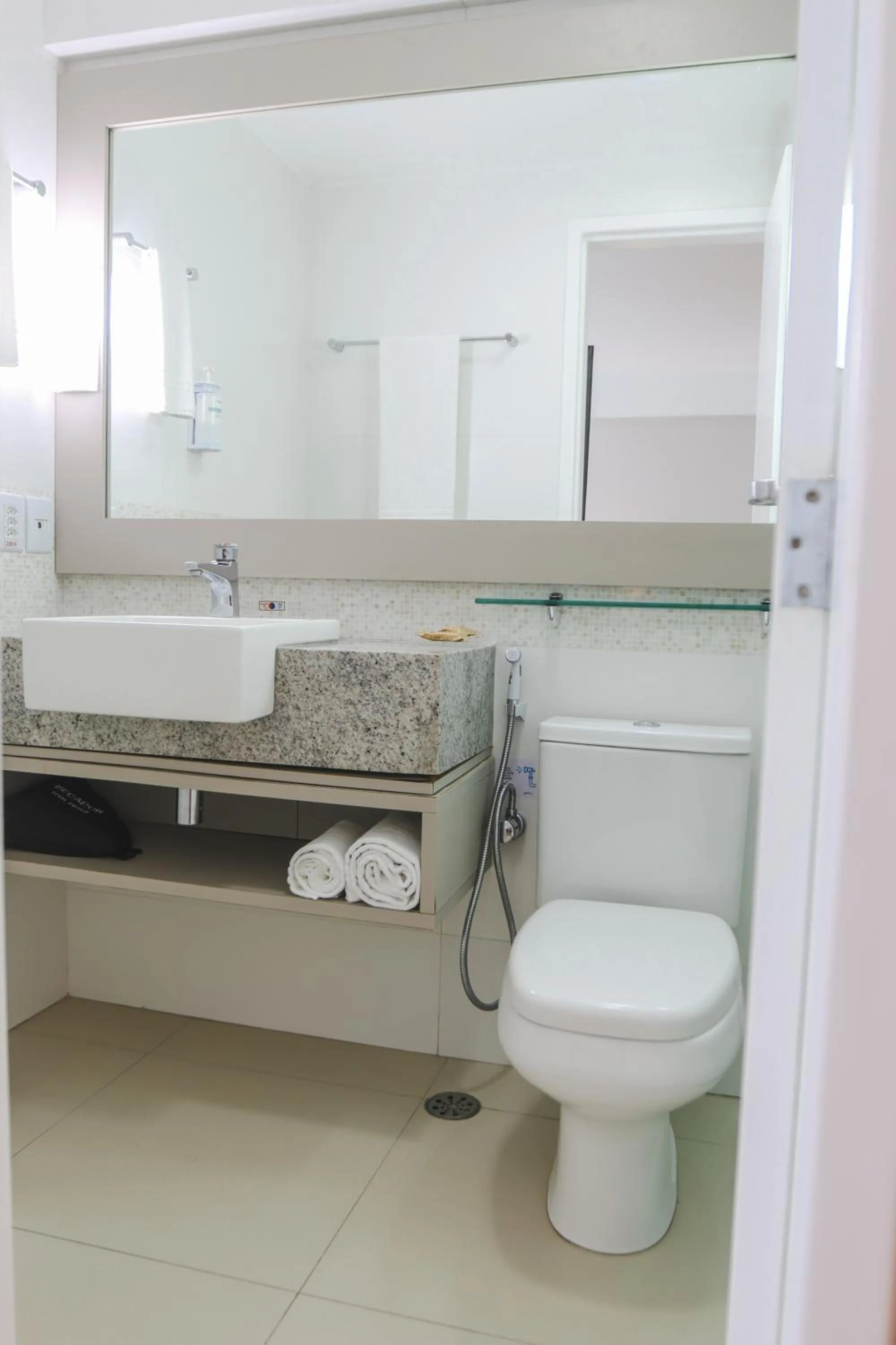 Toilet in Radisson Recife