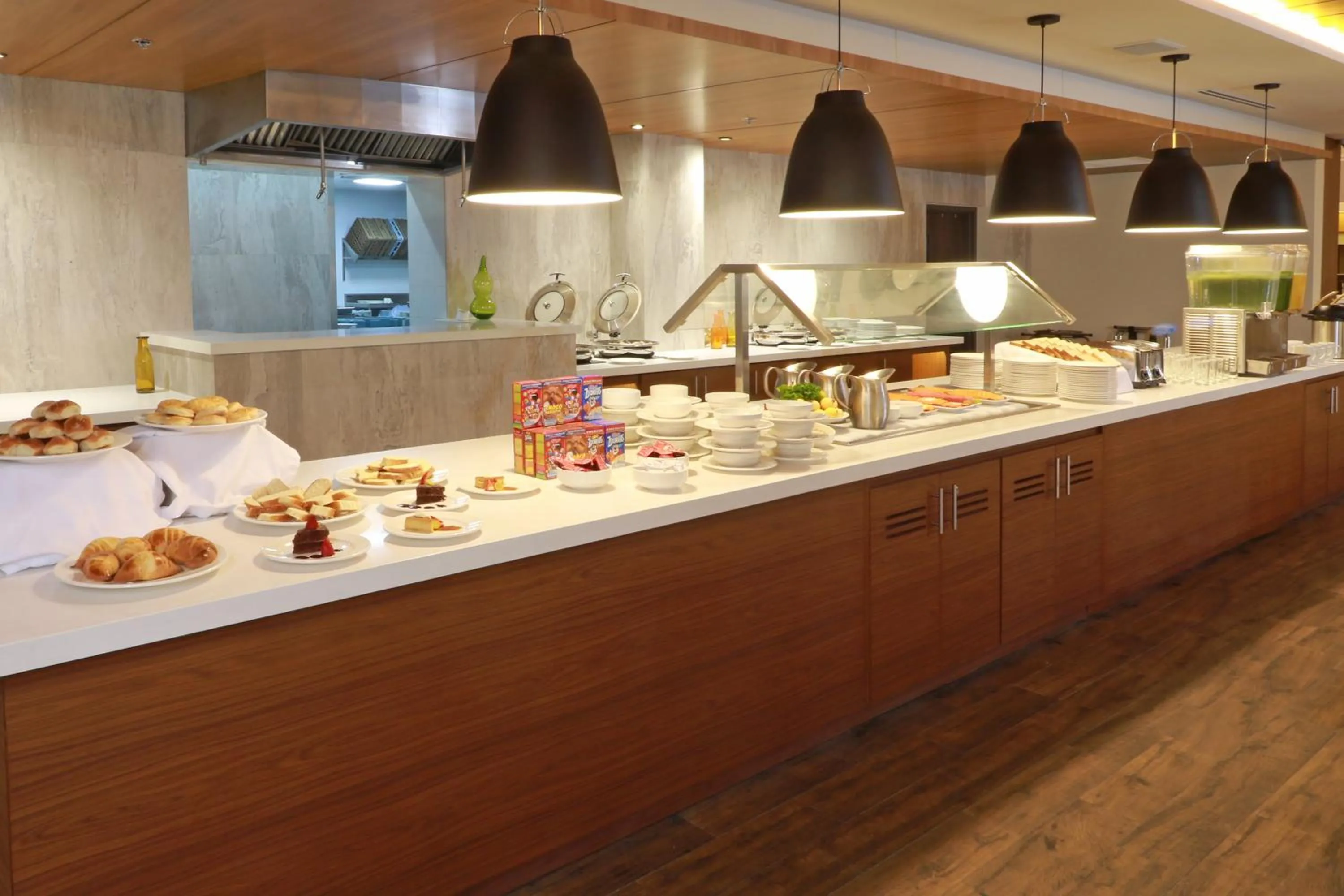 Restaurant/places to eat in Holiday Inn - Ciudad Juarez by IHG