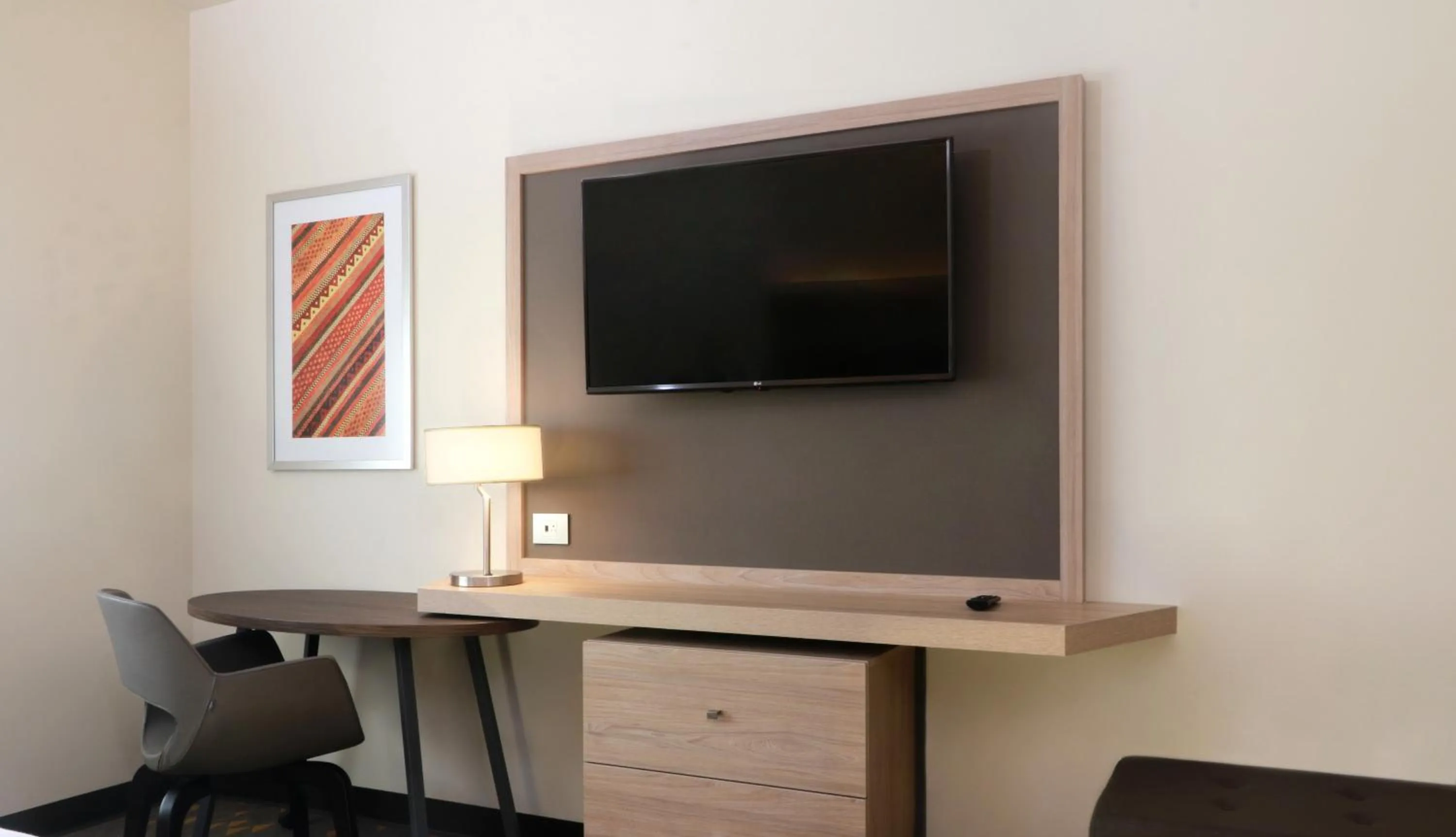TV and multimedia in Holiday Inn - Ciudad Juarez by IHG