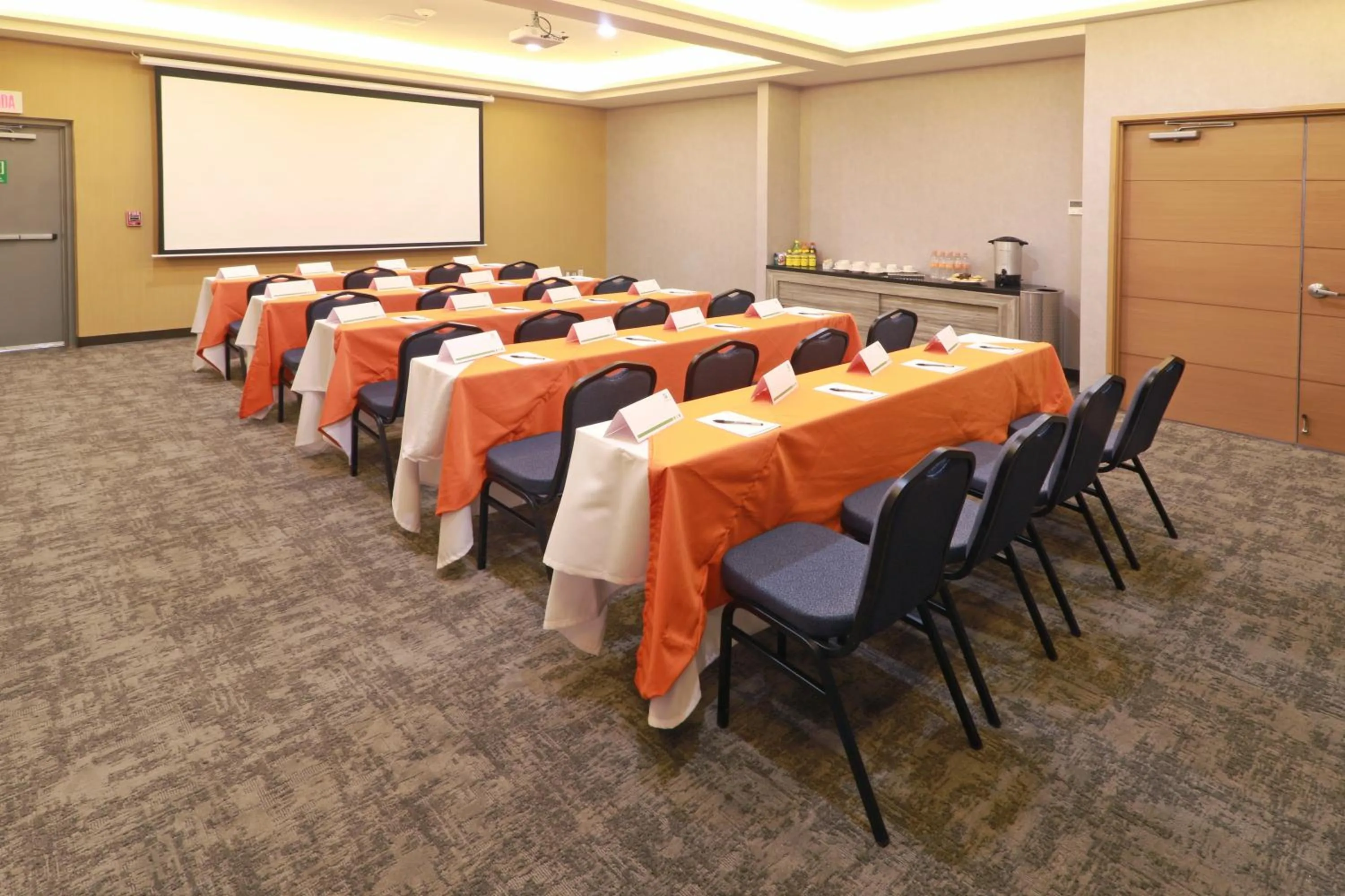Meeting/conference room in Holiday Inn - Ciudad Juarez by IHG