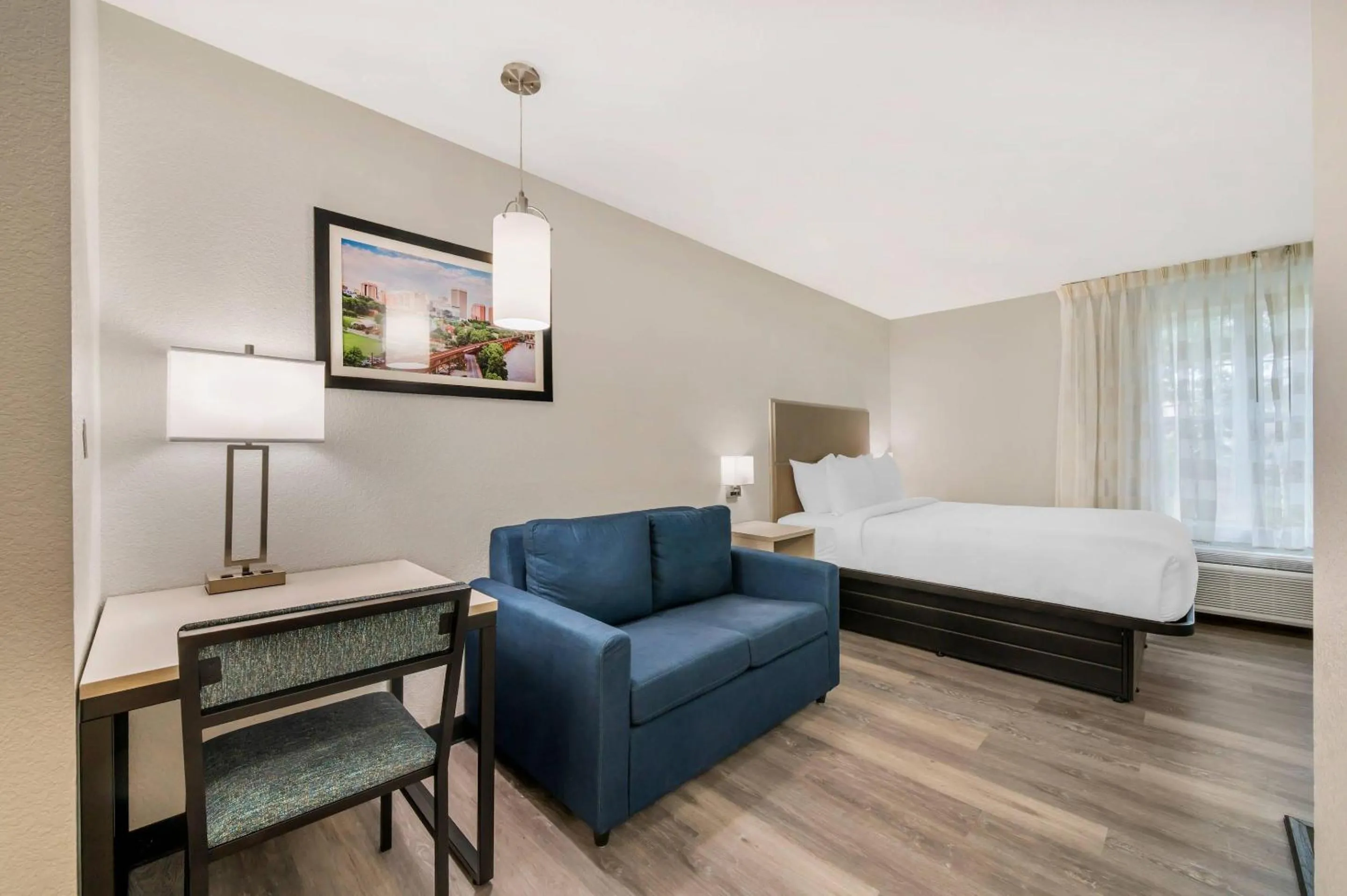 Bedroom, Bed in MainStay Suites Sterling near Dulles Town Center