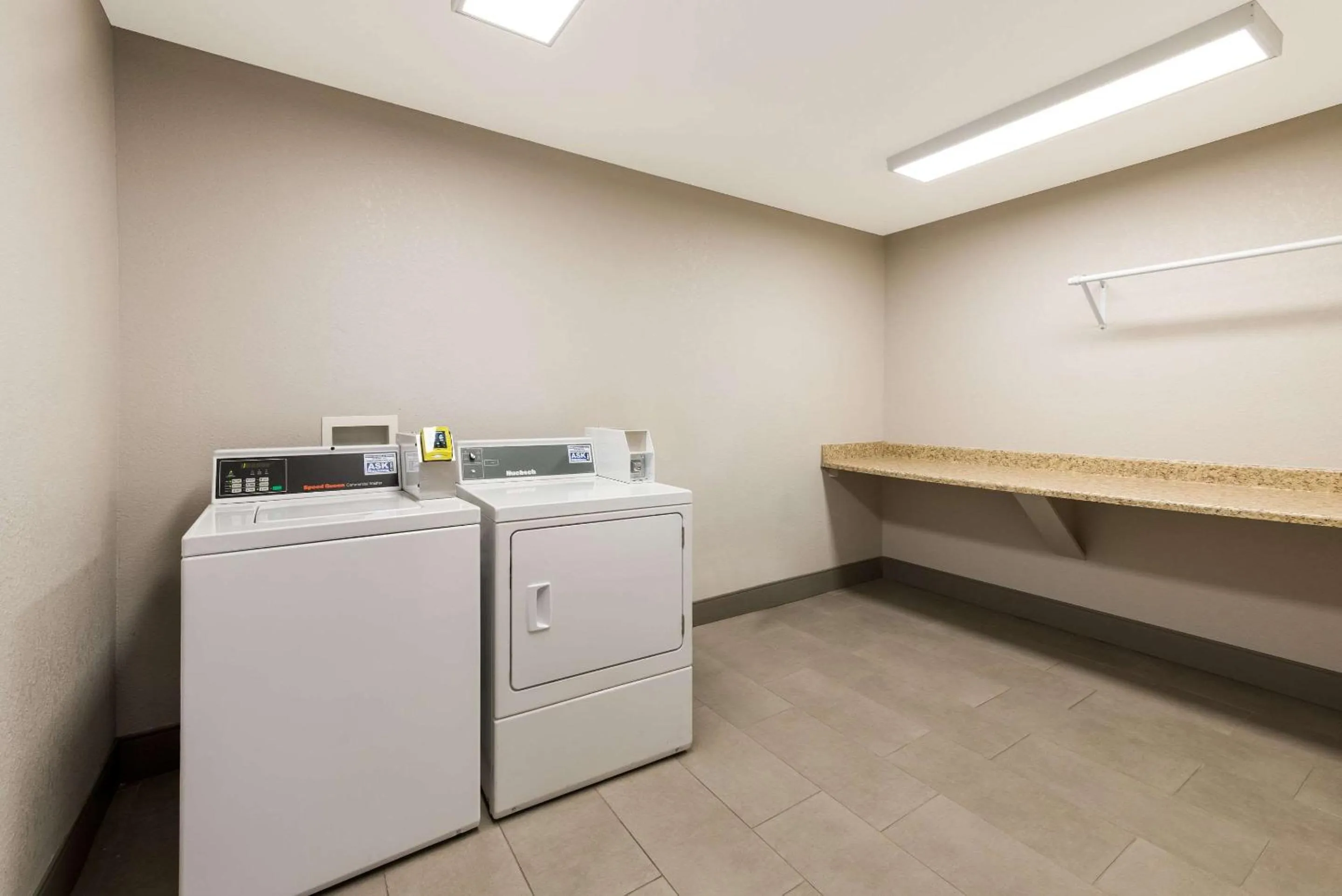 Other in Country Inn & Suites by Radisson, Wichita East, KS