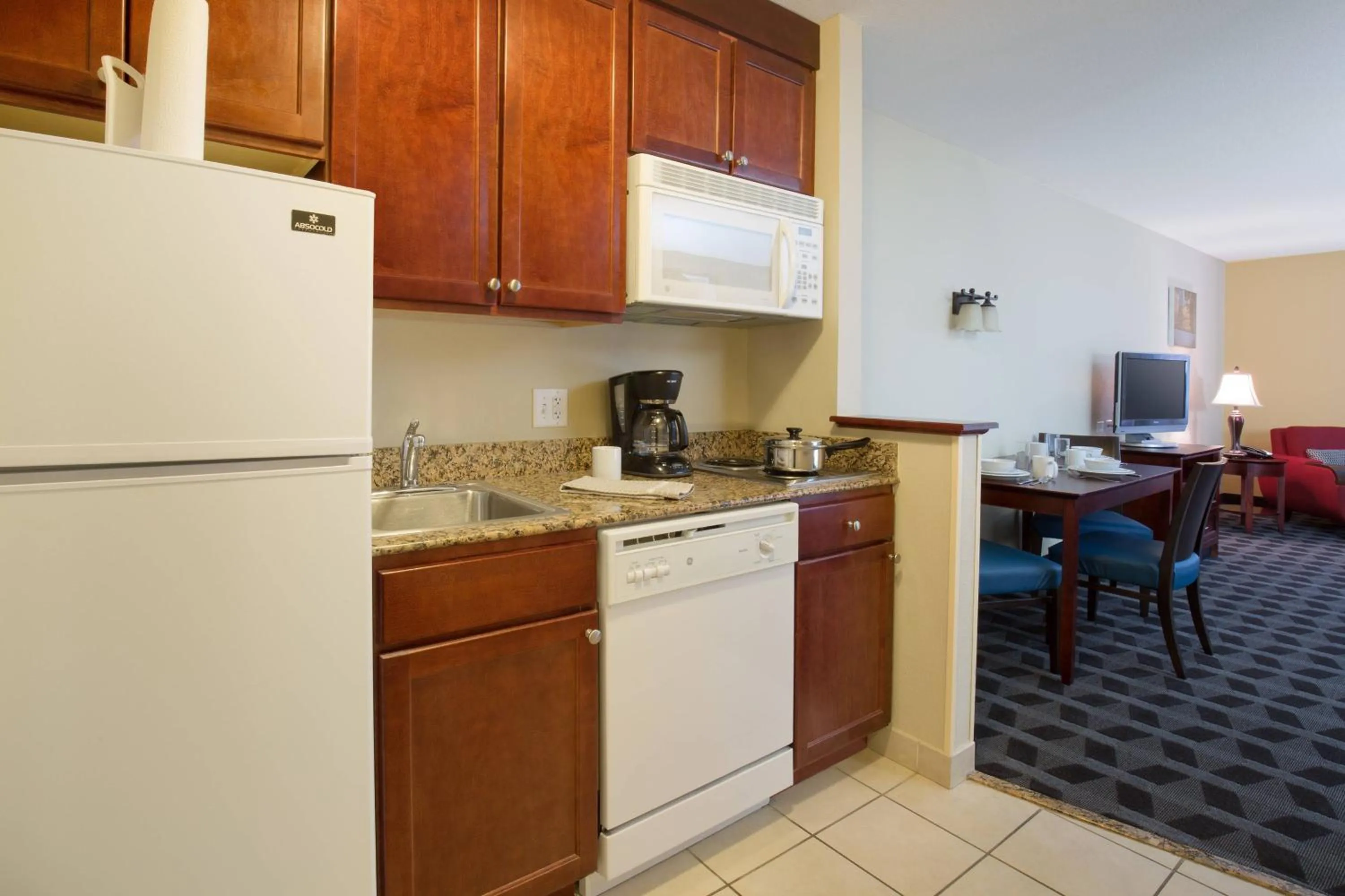 Kitchen or kitchenette in TownePlace Suites Pocatello