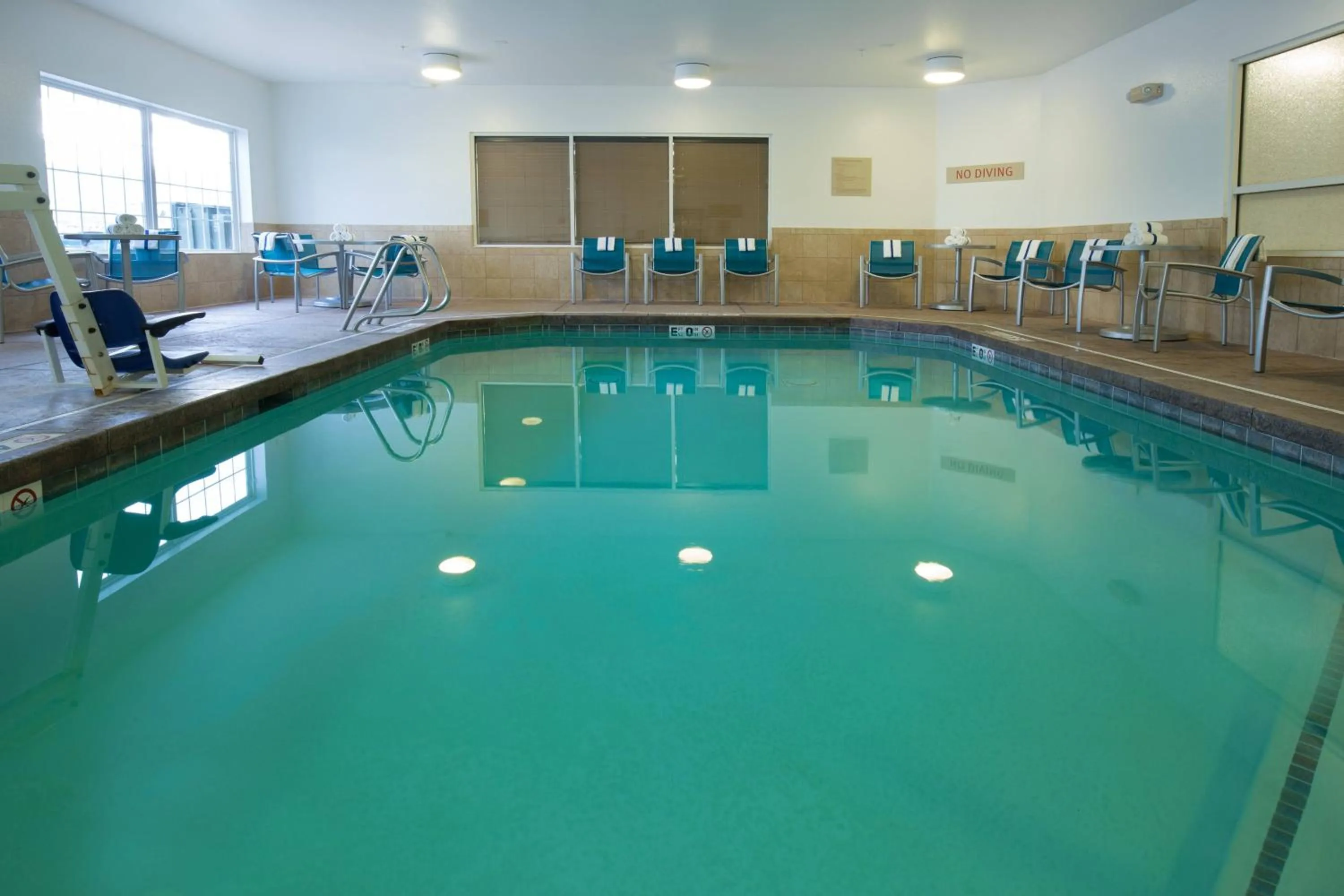 Swimming pool in TownePlace Suites Pocatello