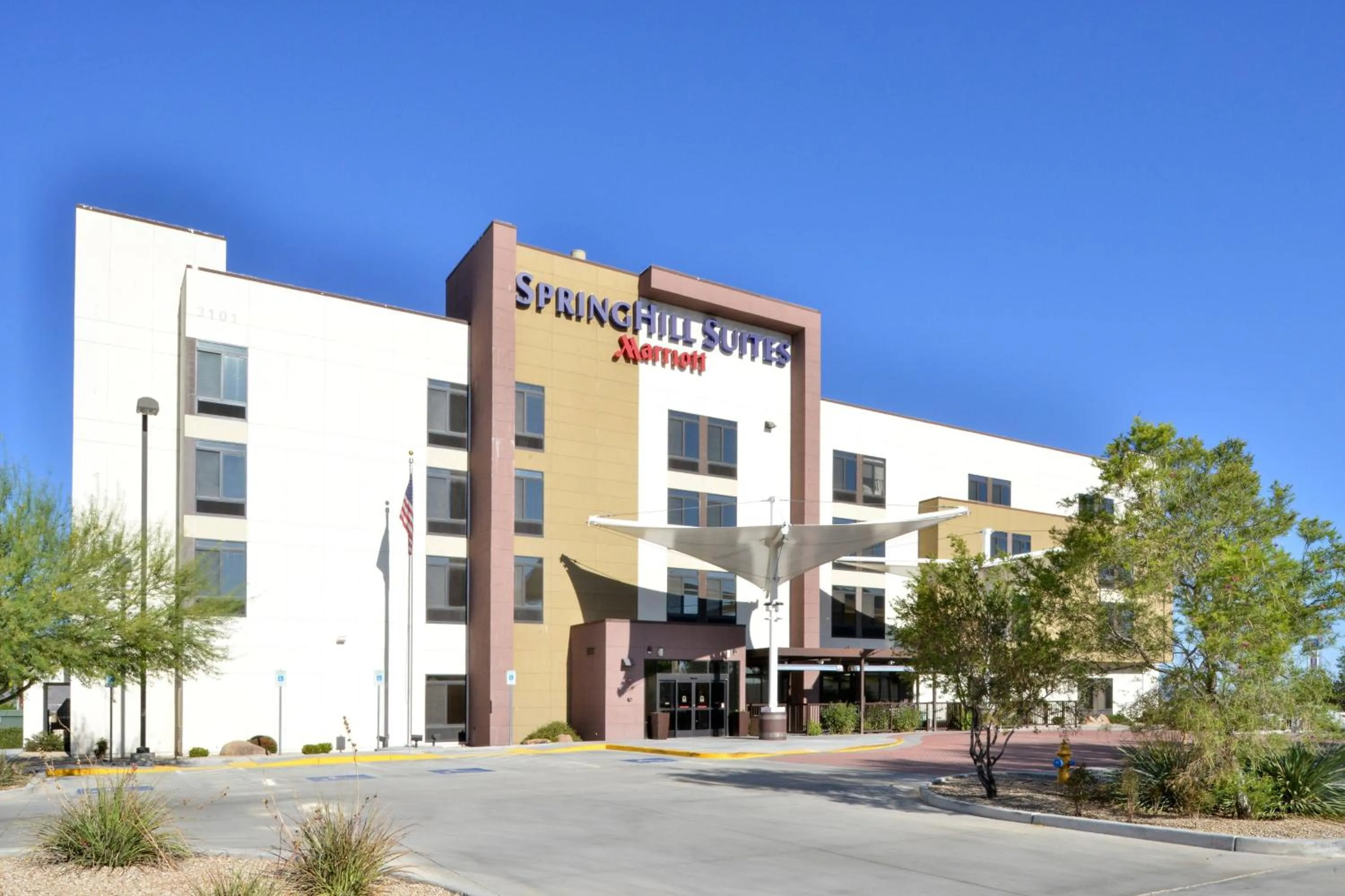 Property building in SpringHill Suites Kingman Route 66