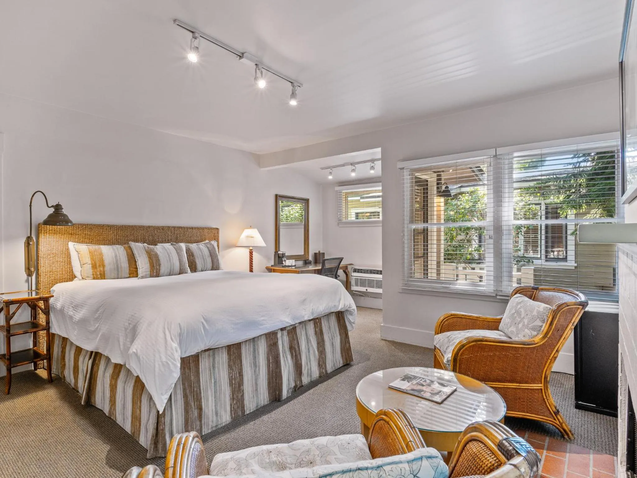 Bed in The Upham Hotel