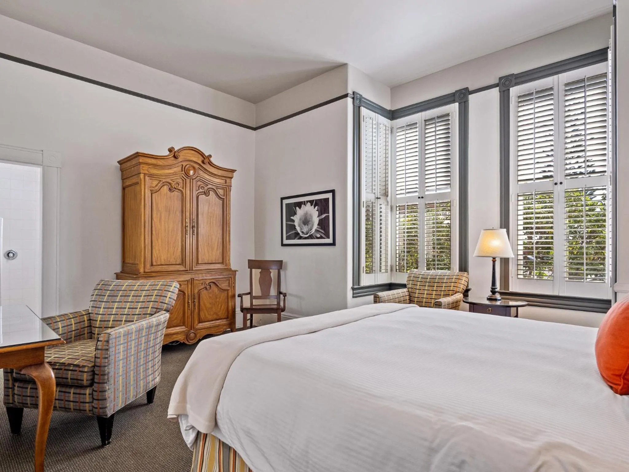 Bed in The Upham Hotel