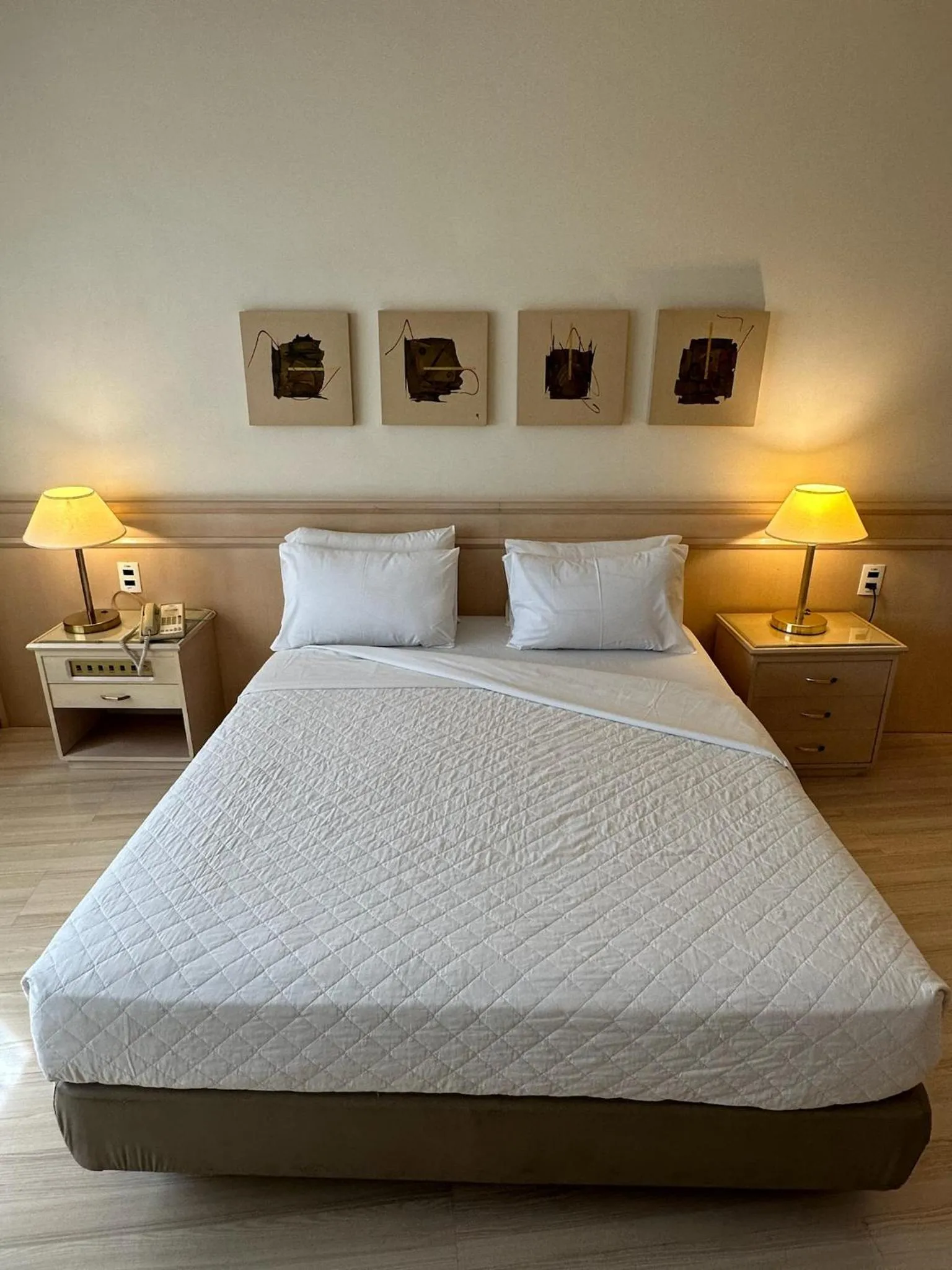 Bedroom, Bed in Hotel Saint Paul