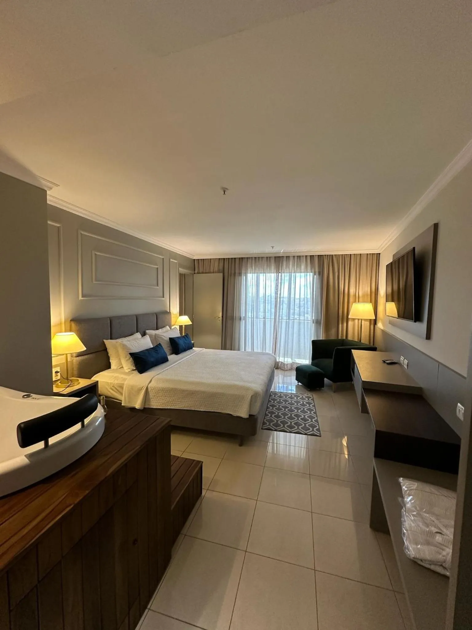 Bed in Hotel Saint Paul