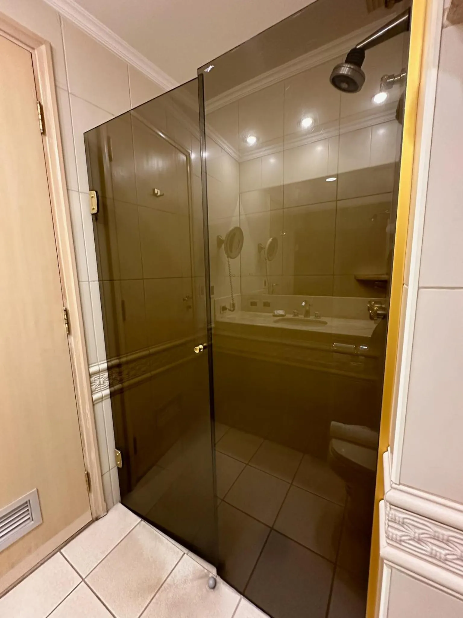 Bathroom in Hotel Saint Paul