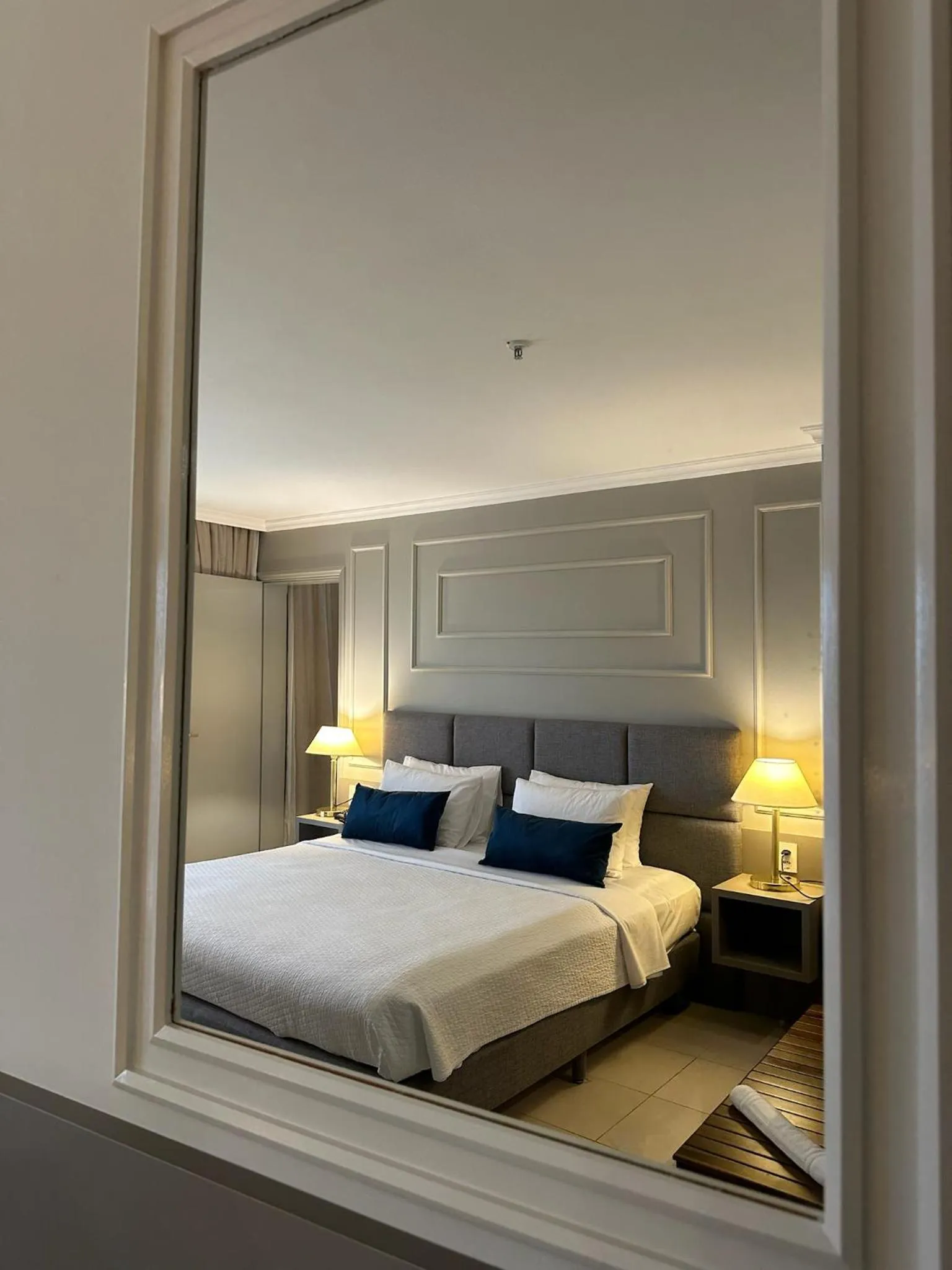 Bed in Hotel Saint Paul