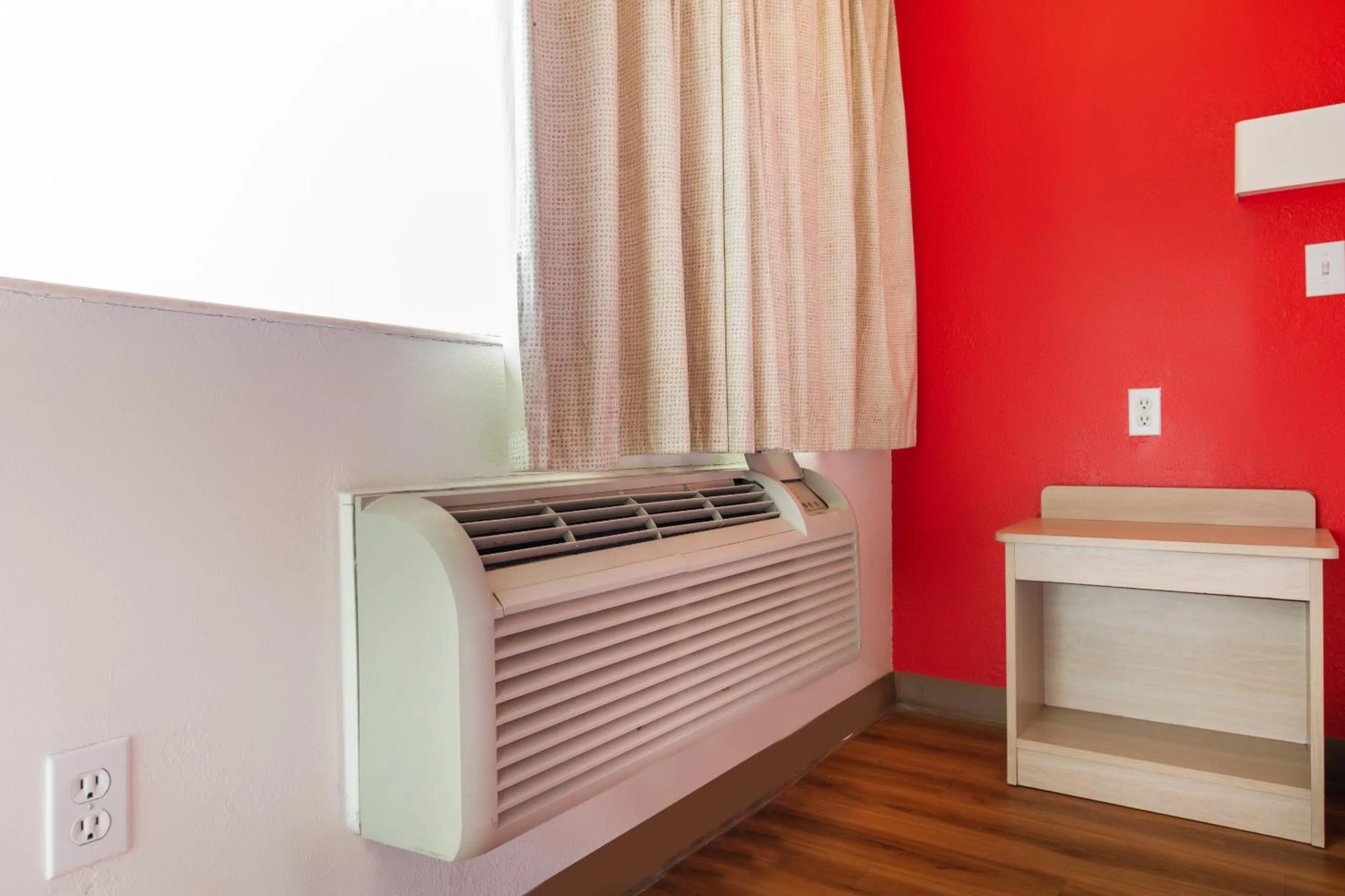 Area and facilities, Bed in Regency Inn Tulsa