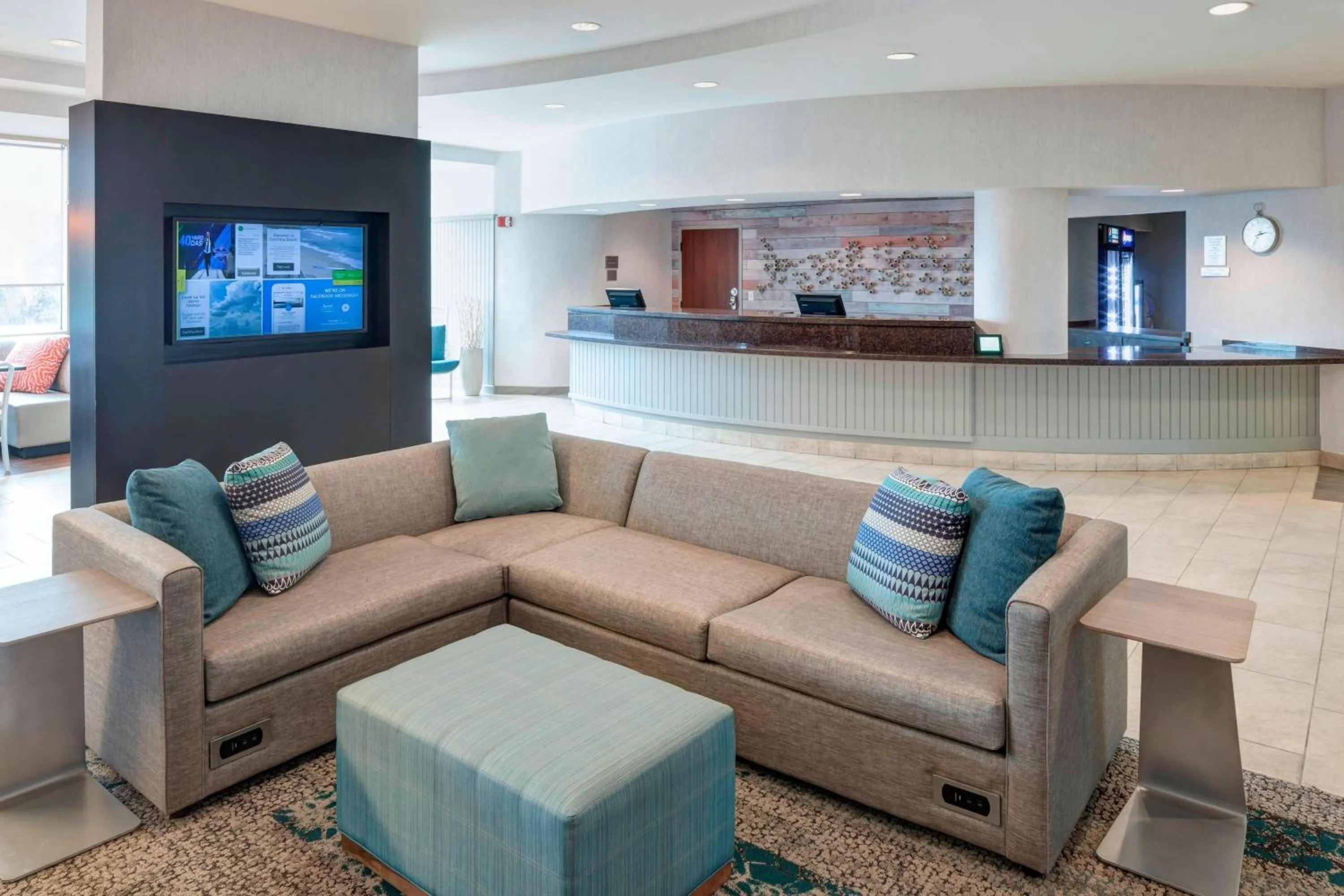 Lobby or reception in Courtyard by Marriott Carolina Beach Oceanfront