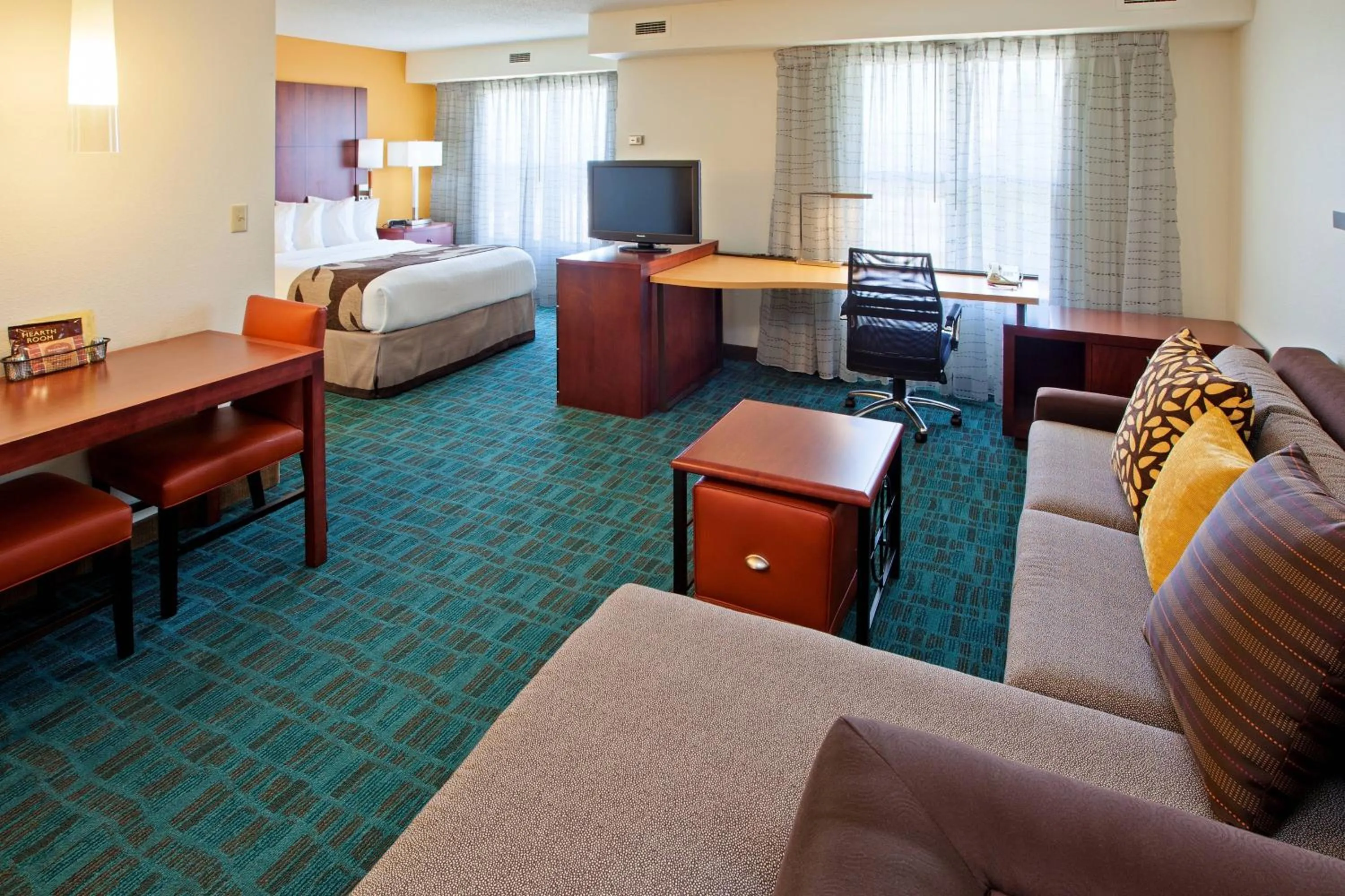 Photo of the whole room, Bed in Residence Inn Indianapolis Fishers