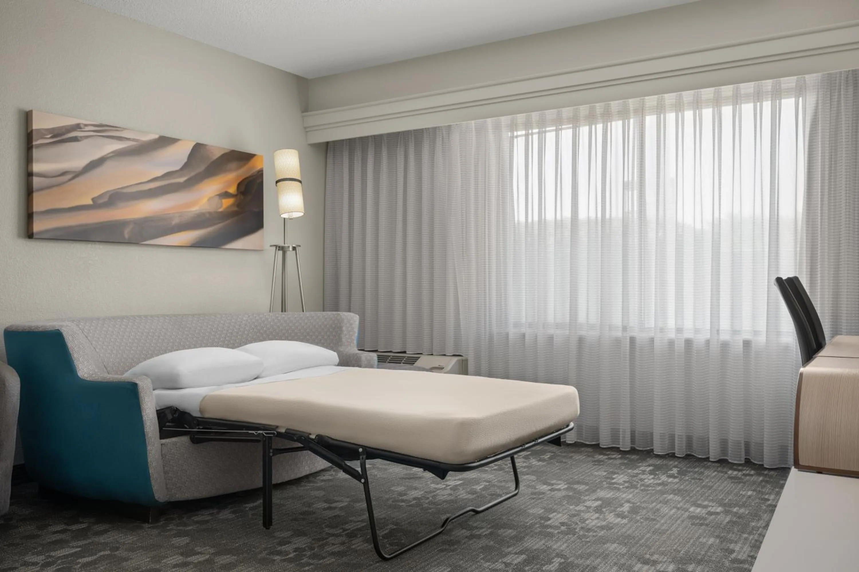 Bed in Courtyard Indianapolis Northwest