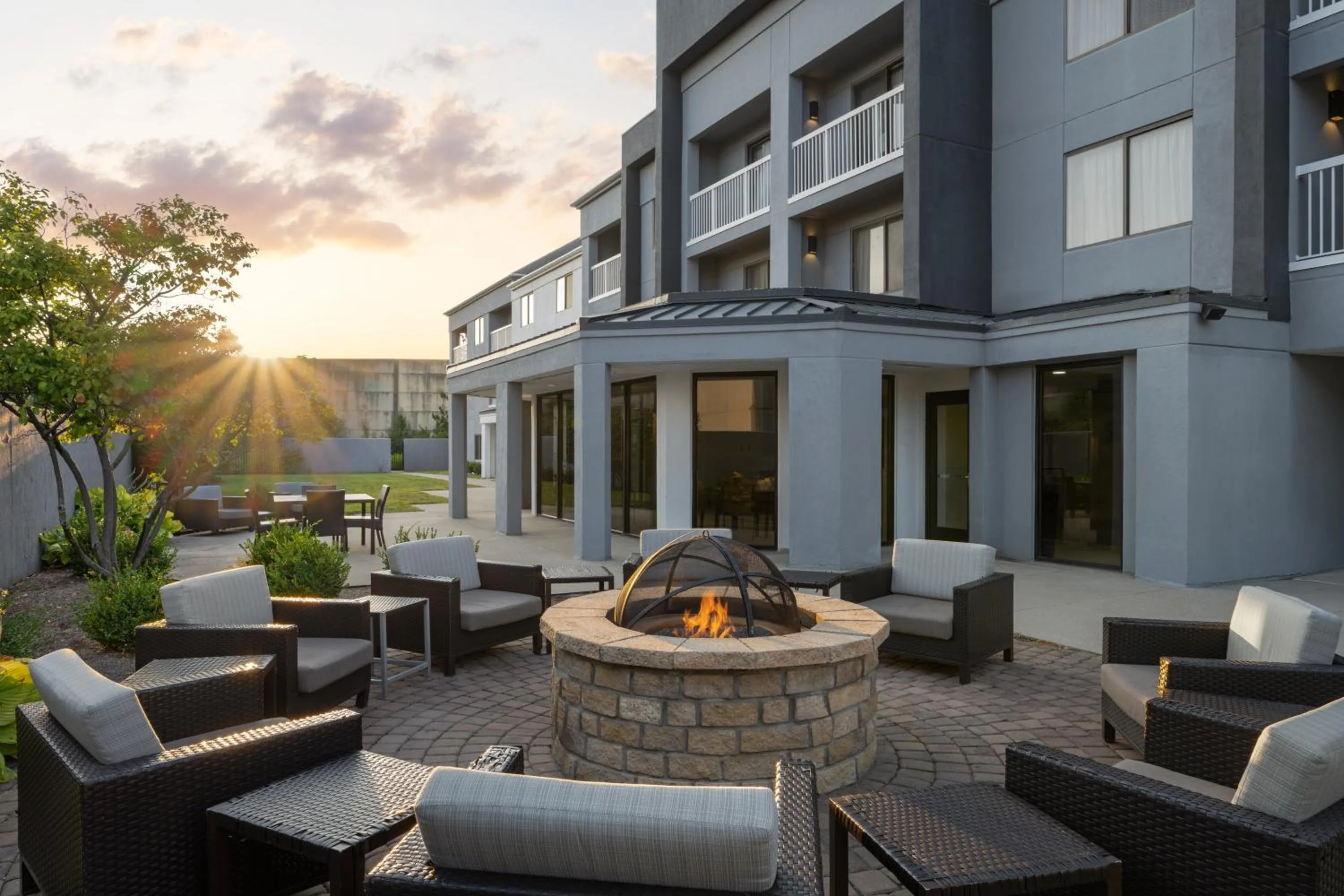 Patio in Courtyard Indianapolis Northwest