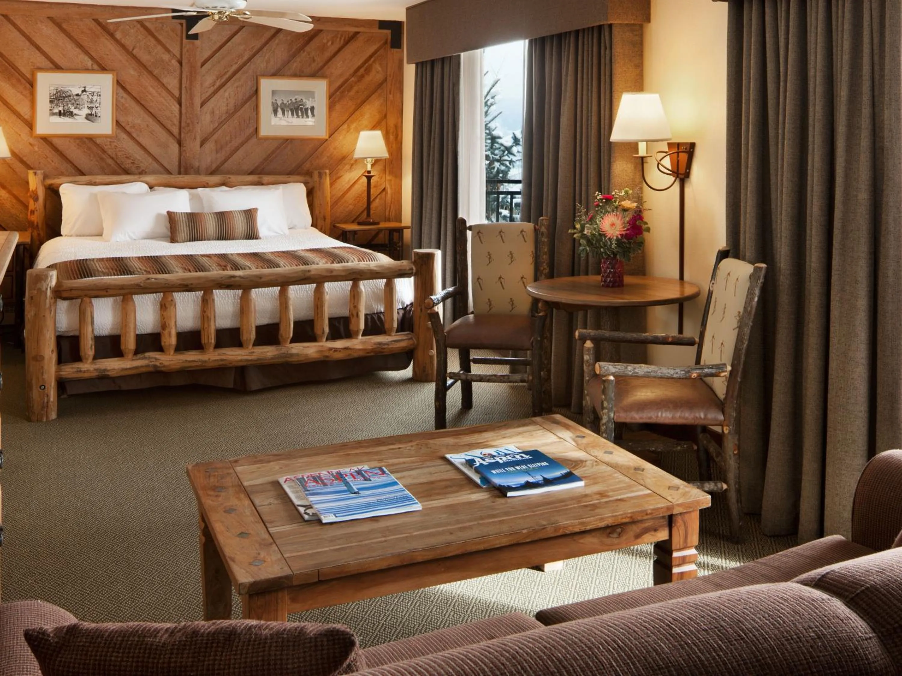 Bed in Stonebridge Inn