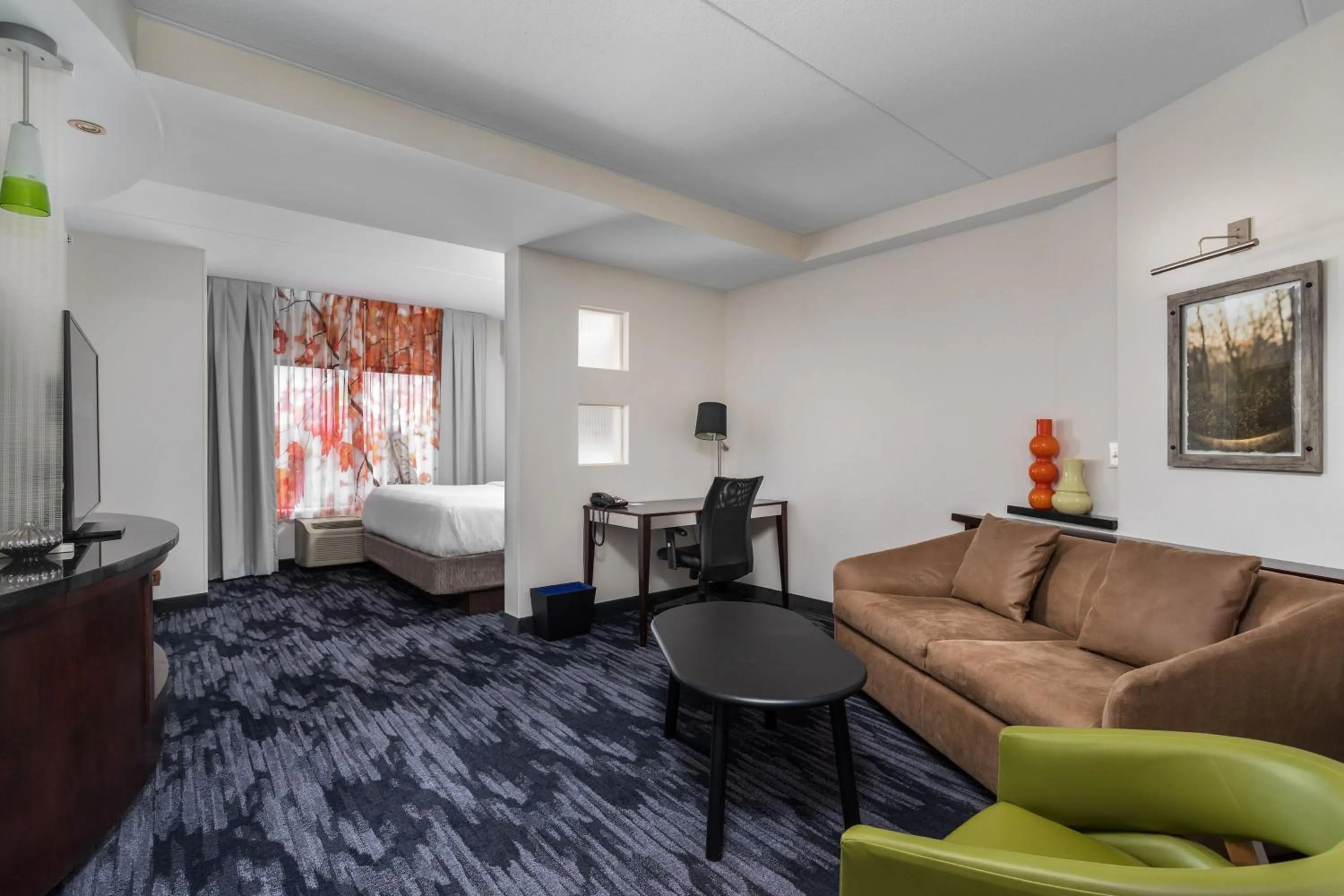 Photo of the whole room, Bed in Fairfield Inn Suites Elkin Jonesville