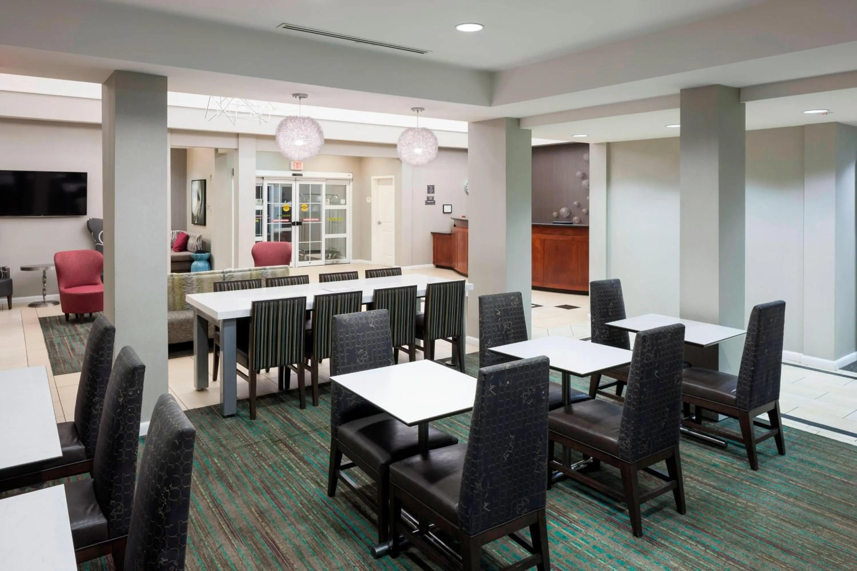 Restaurant/places to eat in Residence Inn Jackson Ridgeland