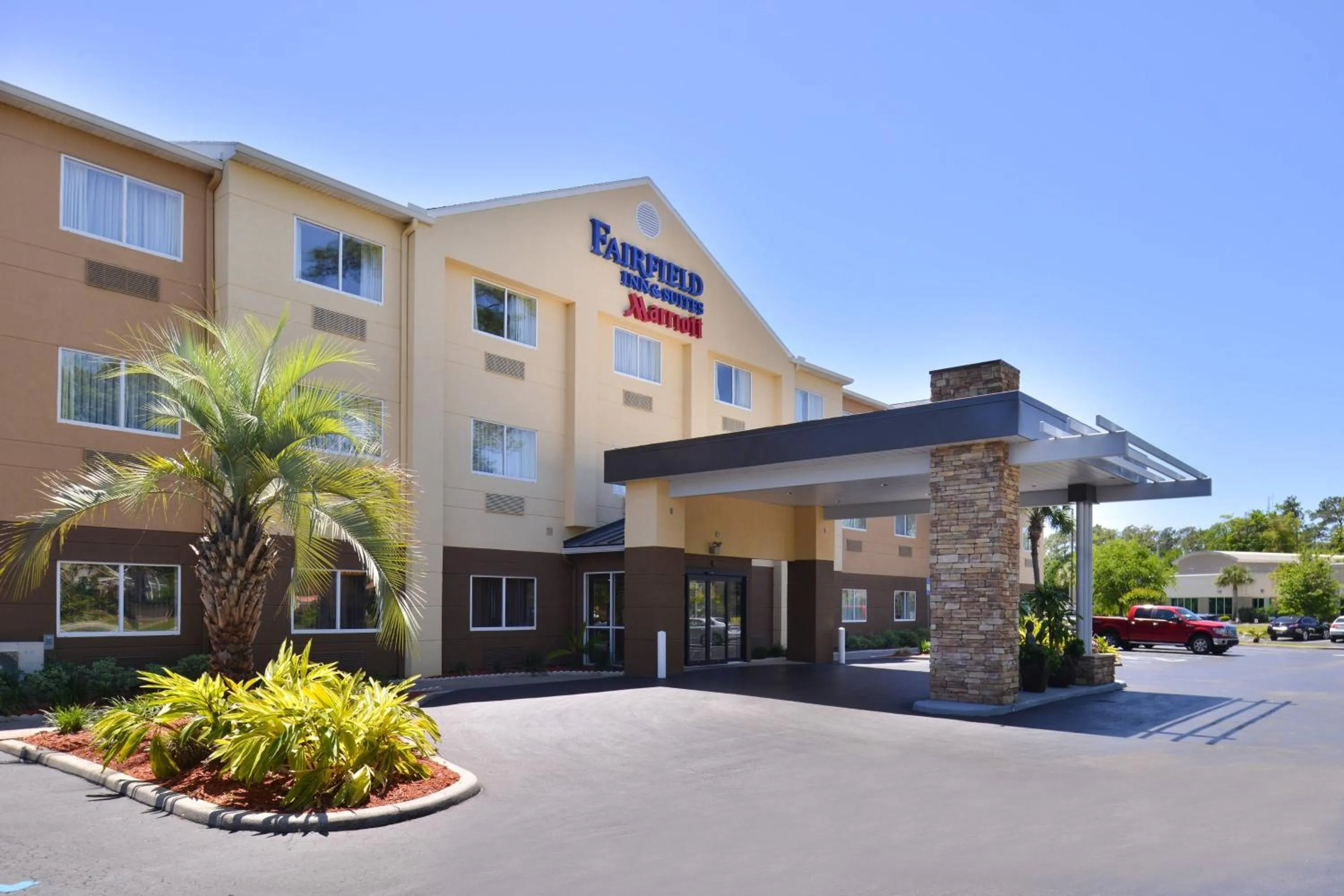 Property building in Fairfield Inn Jacksonville Orange Park