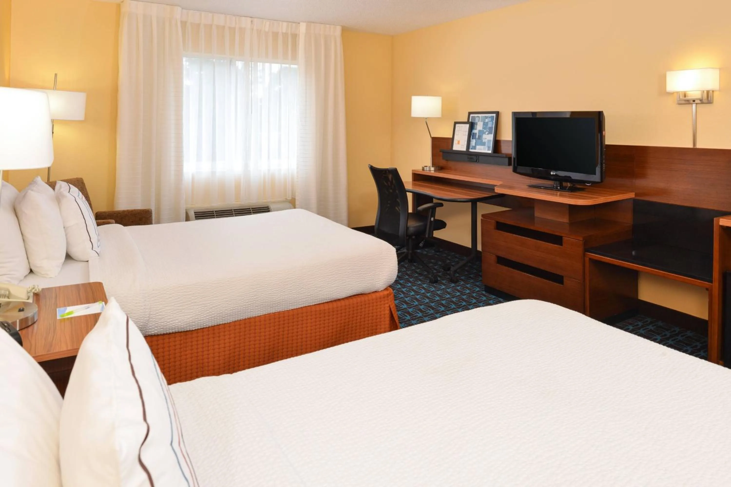Photo of the whole room, Bed in Fairfield Inn Jacksonville Orange Park