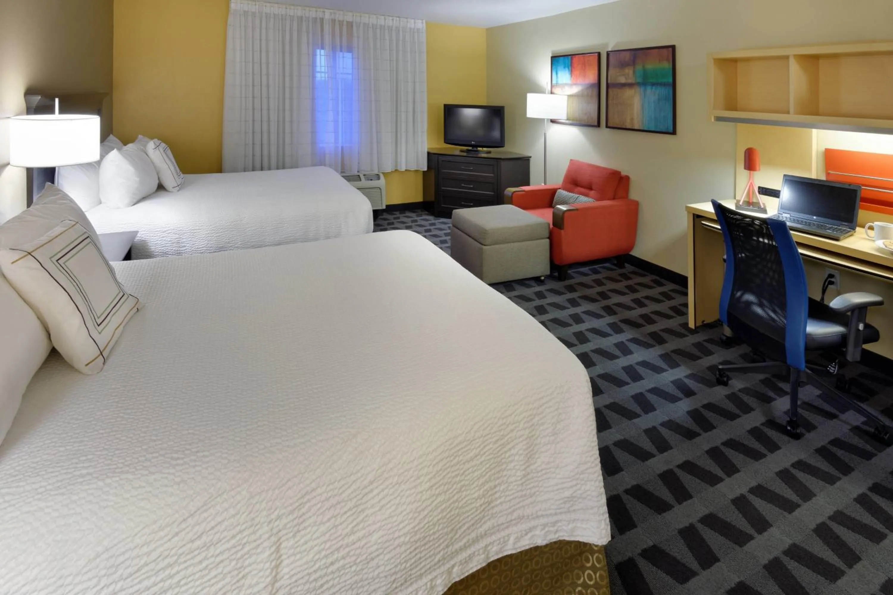 Photo of the whole room, Bed in TownePlace Suites Joplin