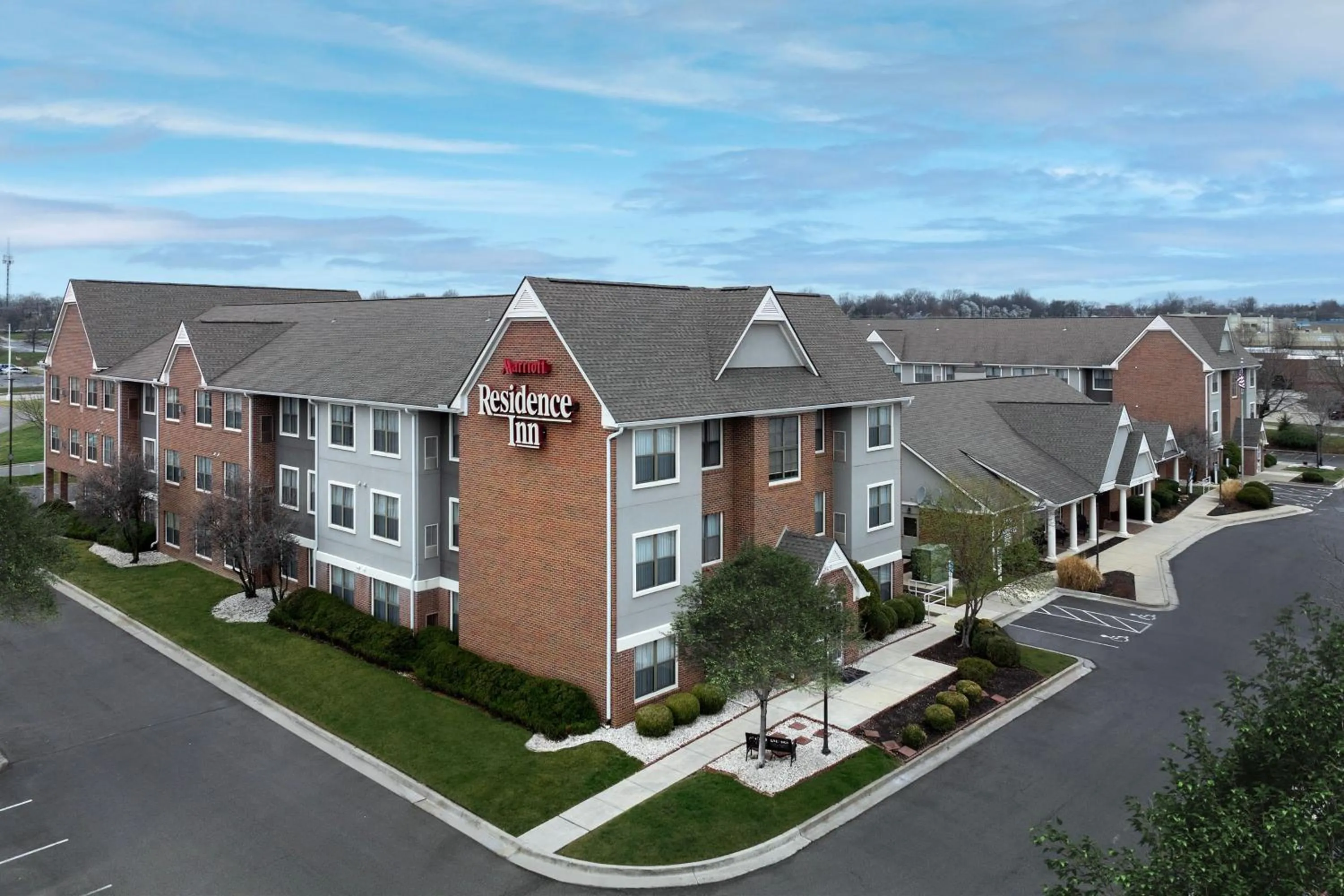 Property building in Residence Inn Kansas City Overland Park