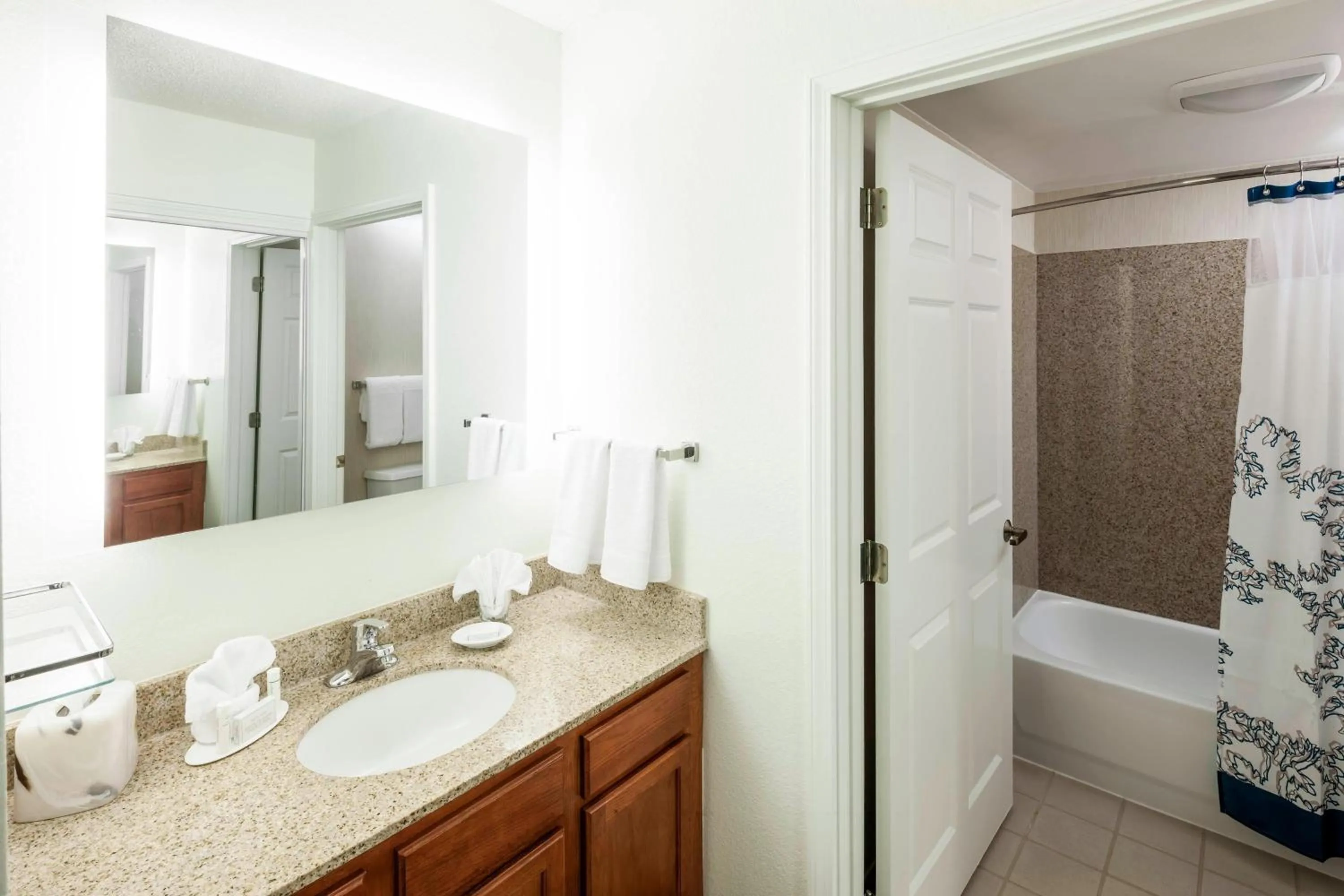 Bathroom in Residence Inn Kansas City Overland Park