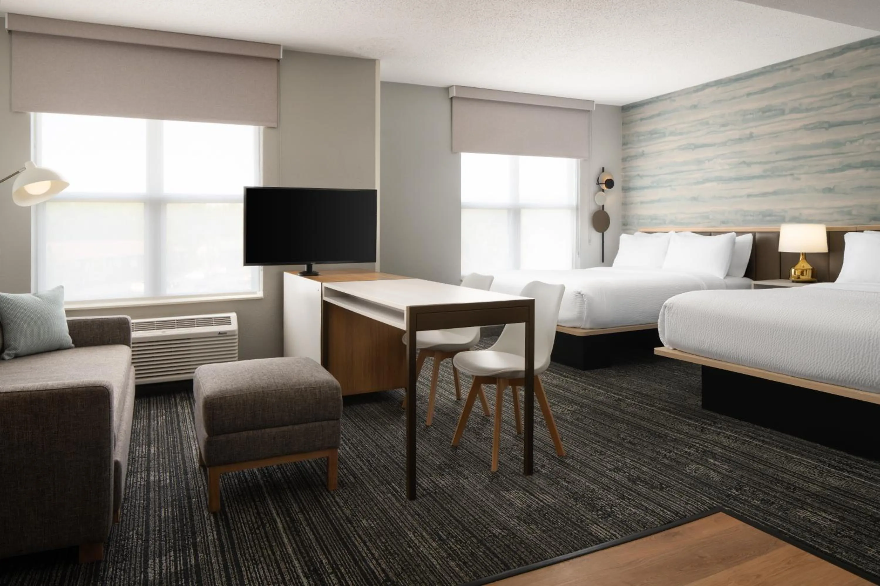 Living room, Bed in TownePlace Suites by Marriott Lafayette