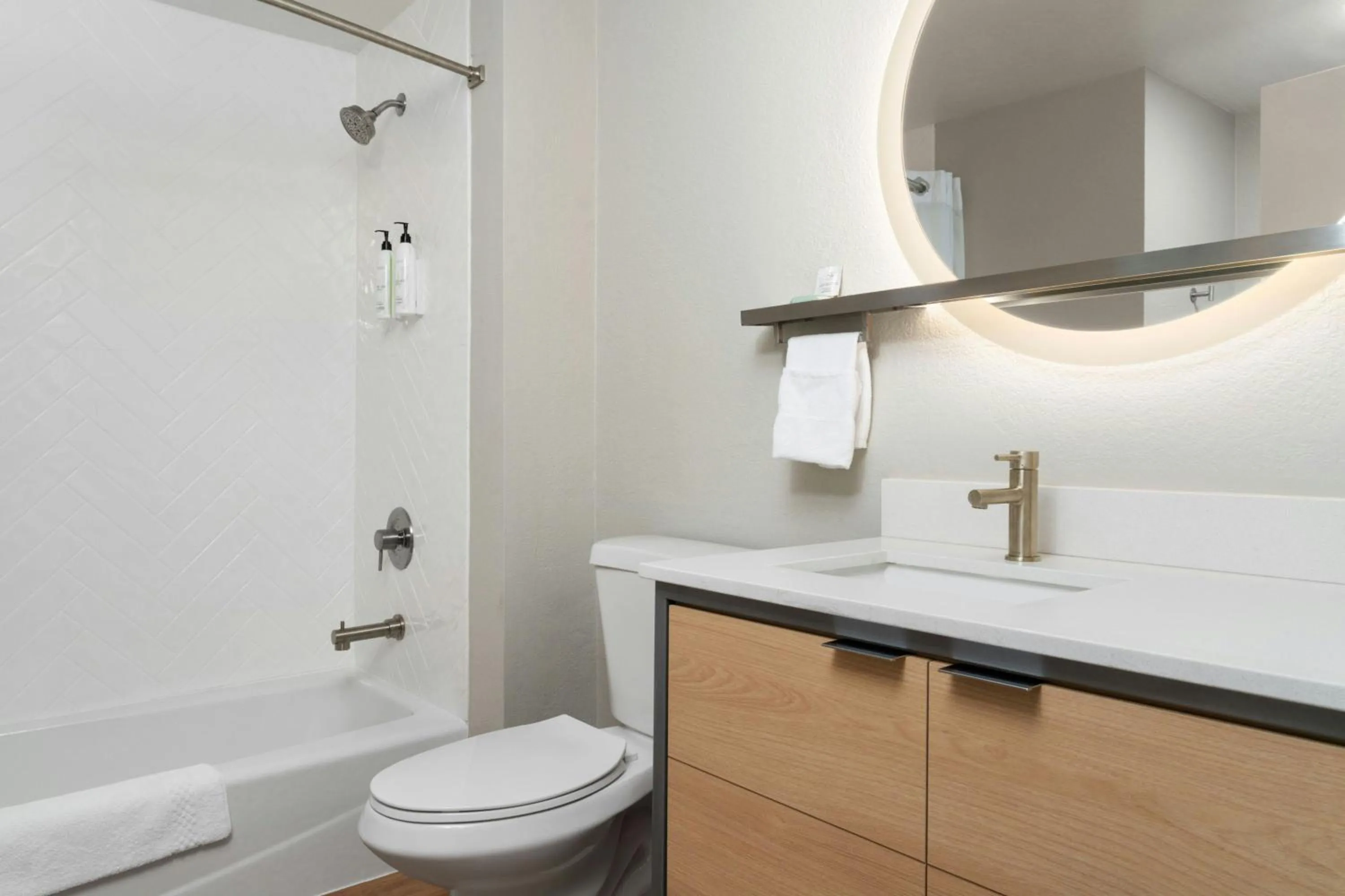 Bathroom in TownePlace Suites by Marriott Lafayette