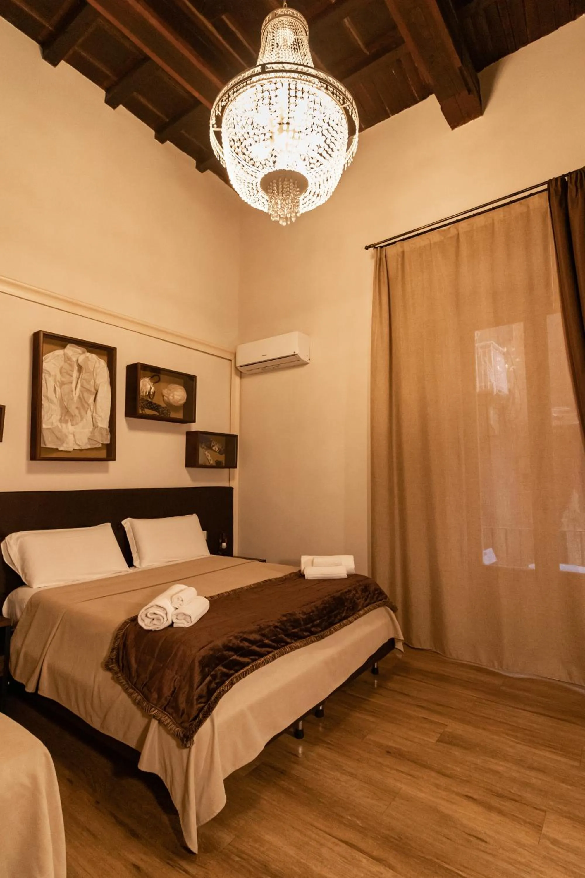 Bed in Duomo Luxury Suites