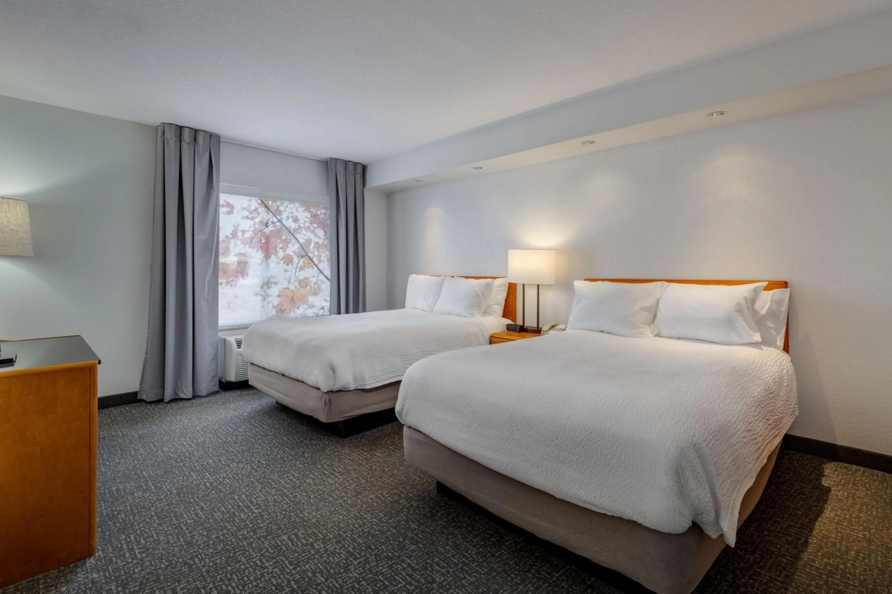 Photo of the whole room, Bed in Fairfield Inn & Suites by Marriott Lawton