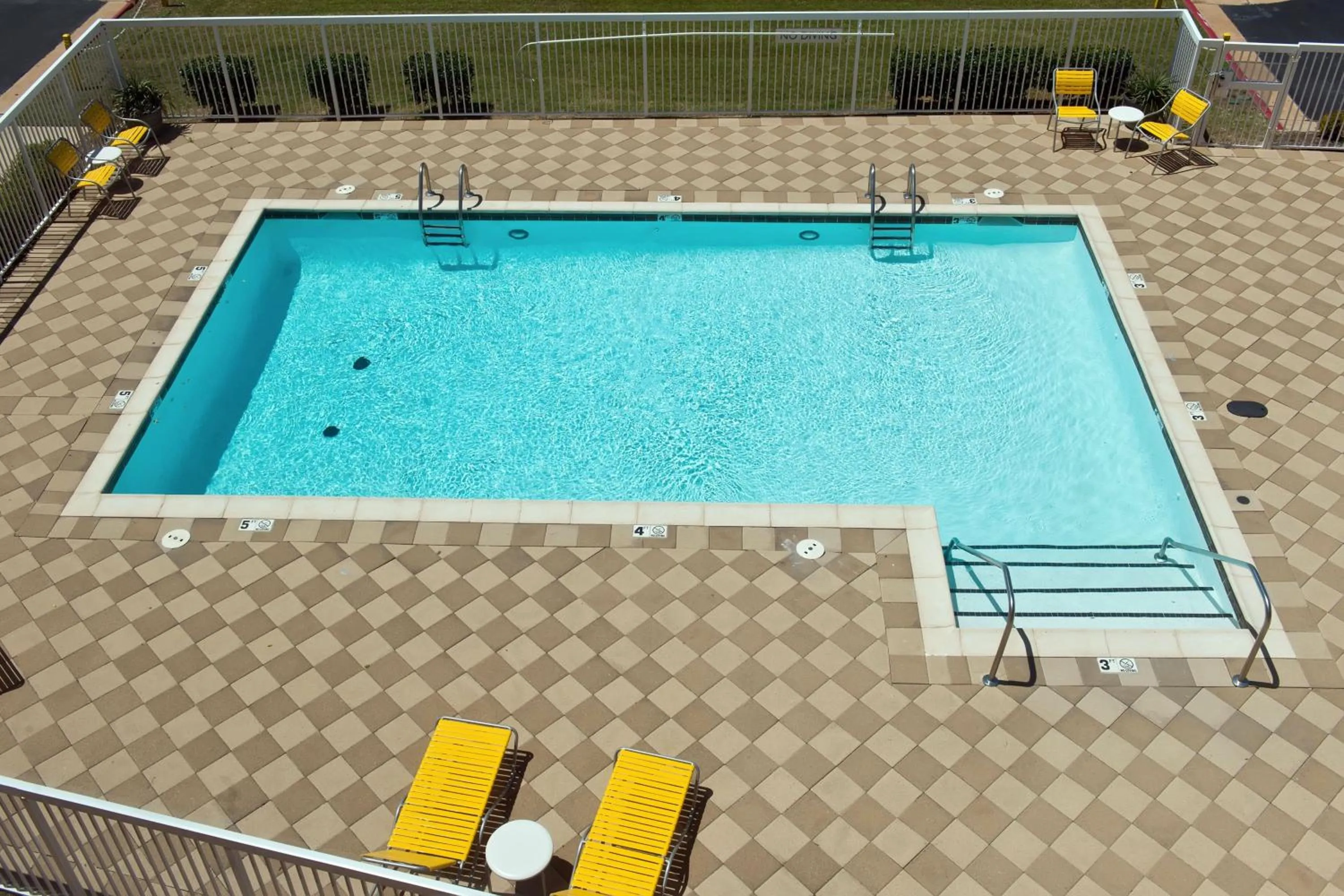 Swimming pool in Fairfield Inn & Suites by Marriott Lawton