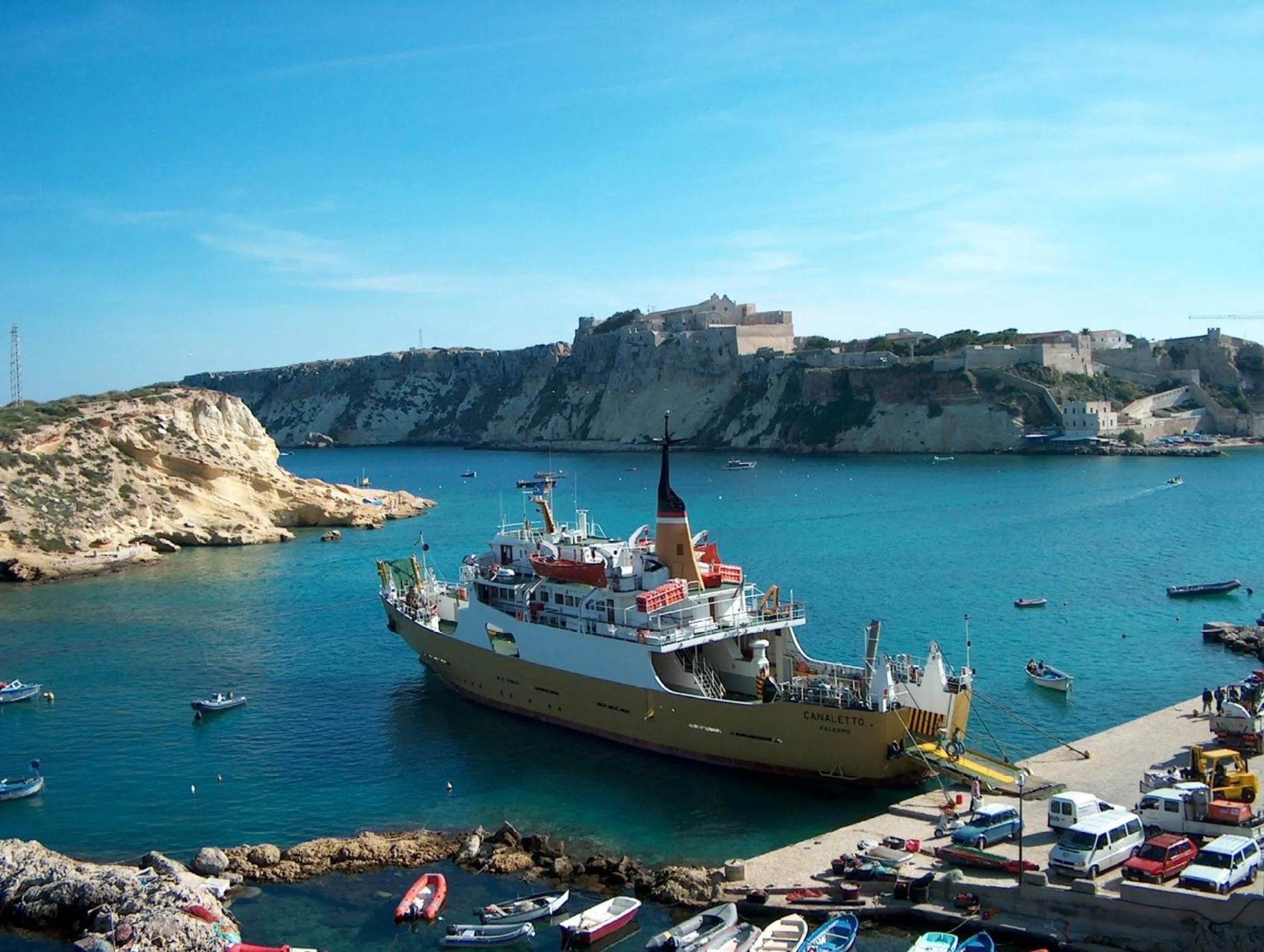 Area and facilities in Hotel Kyrie Isole Tremiti