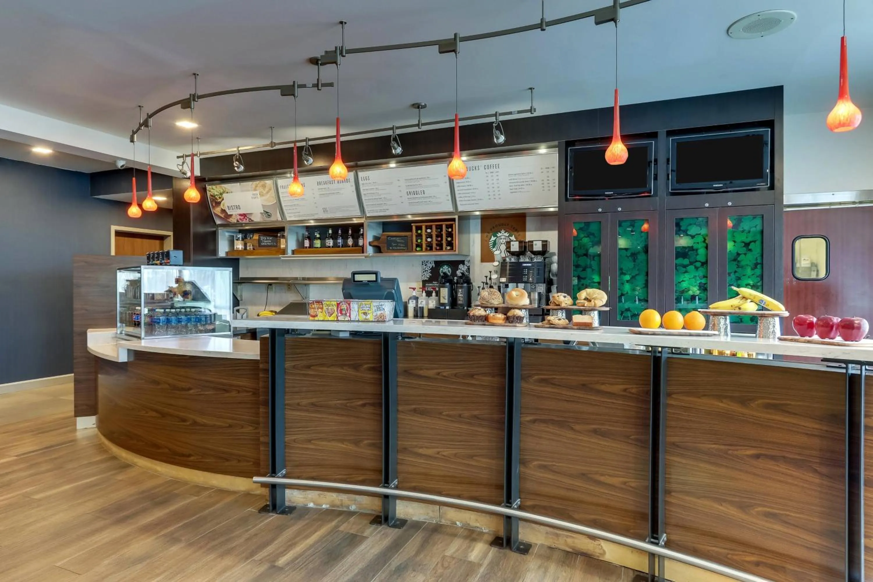 Restaurant/places to eat in Courtyard Lexington South/Hamburg Place