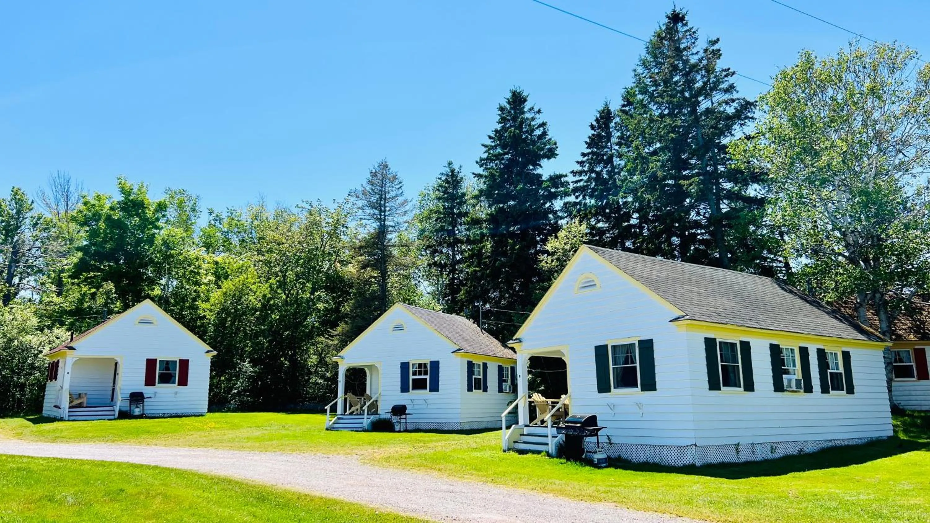 Property building in Green Gables Bungalow Court
