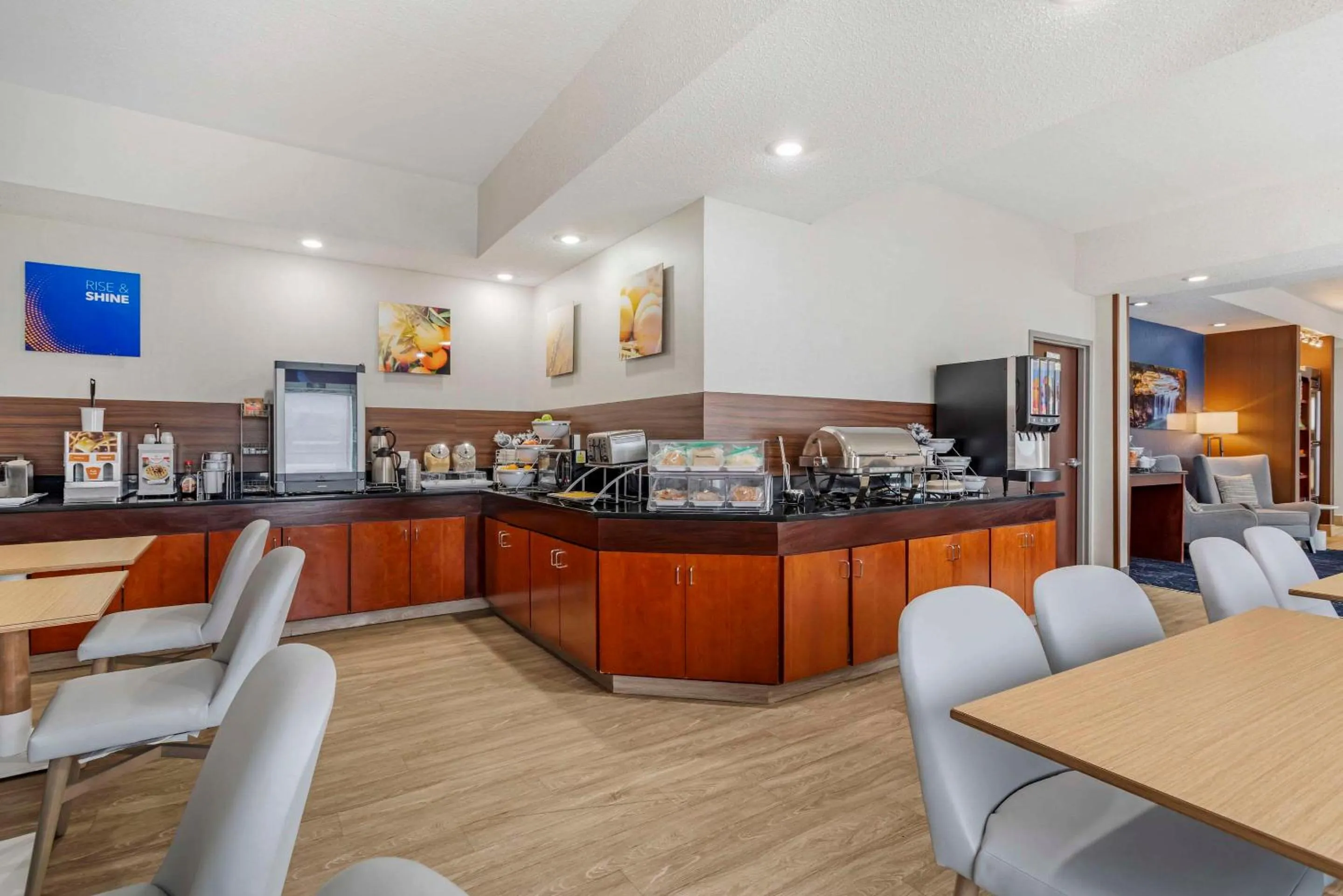 Breakfast in Comfort Inn & Suites Corbin North