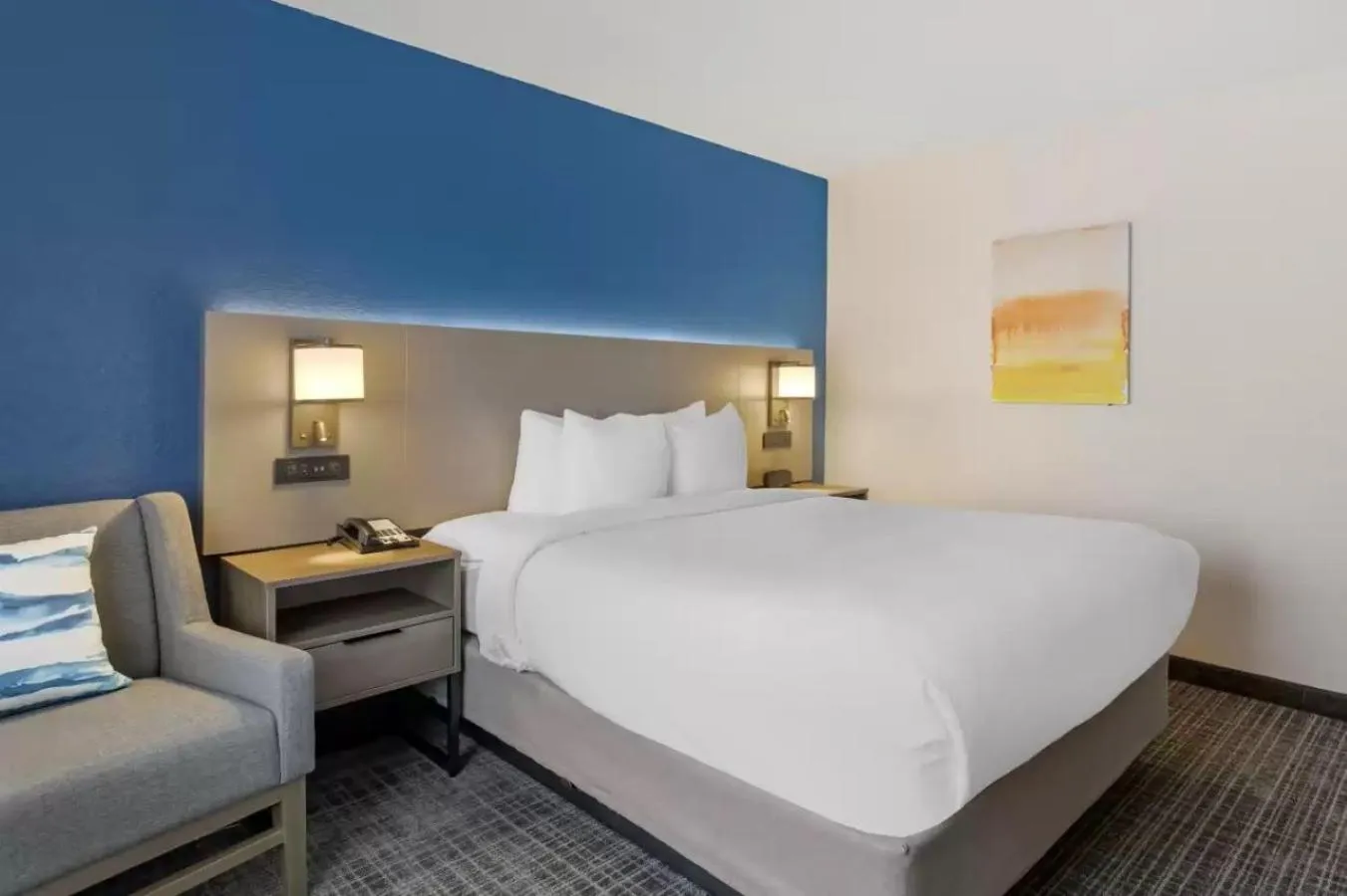 Photo of the whole room, Bed in Comfort Inn & Suites Corbin North