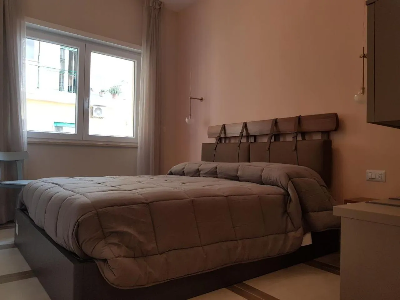 Bedroom, Bed in Euforia Napoli - Tre Sedi - Three Locations