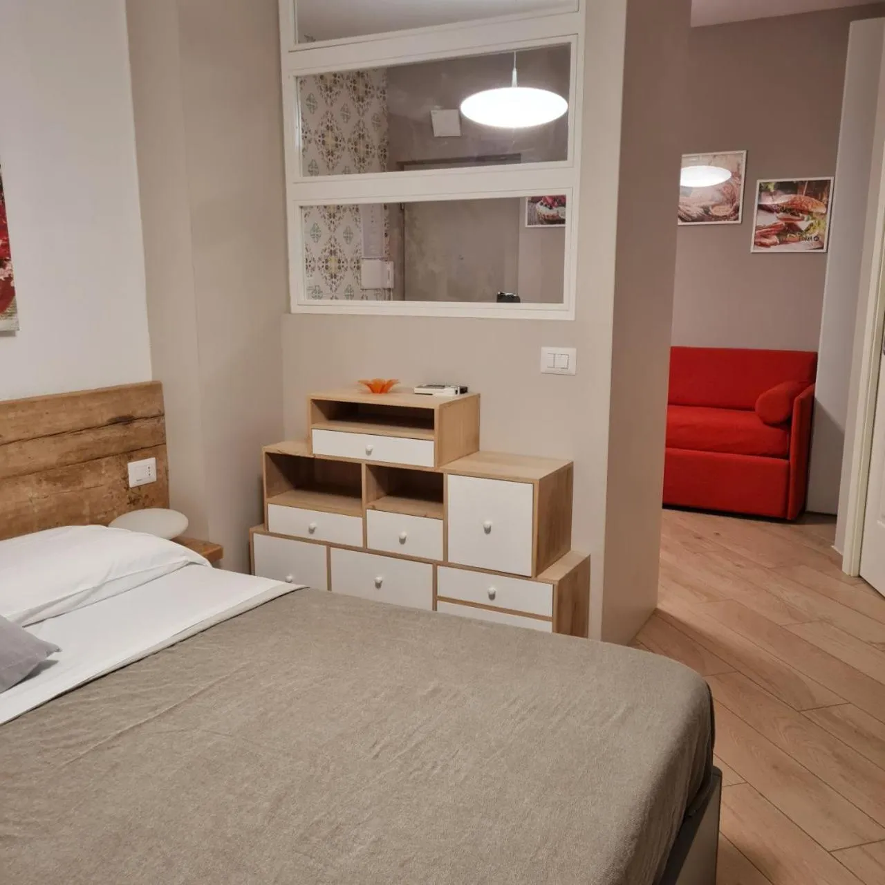 Photo of the whole room, Bed in Euforia Napoli - Tre Sedi - Three Locations