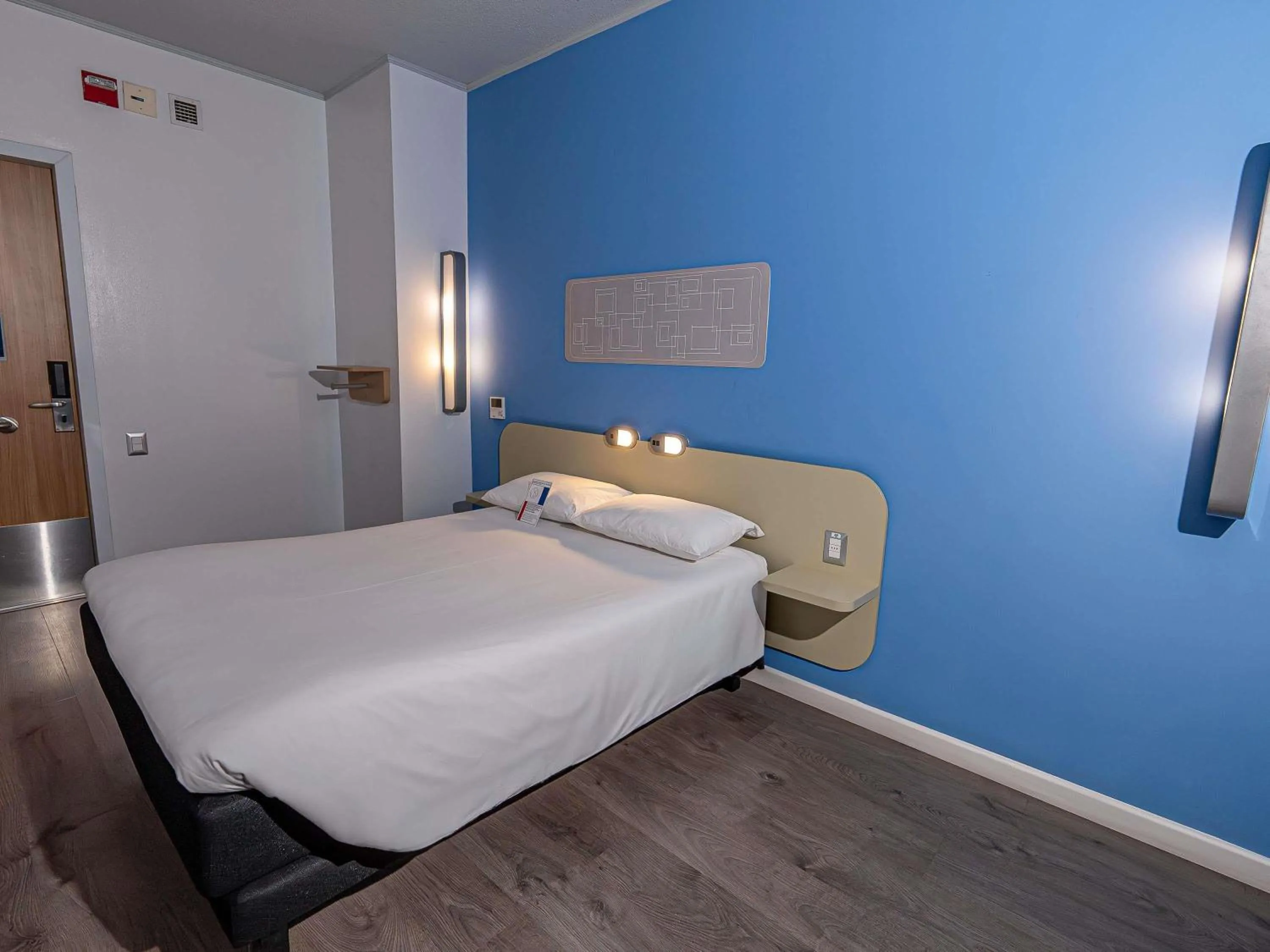 Bedroom, Bed in ibis budget Iquique