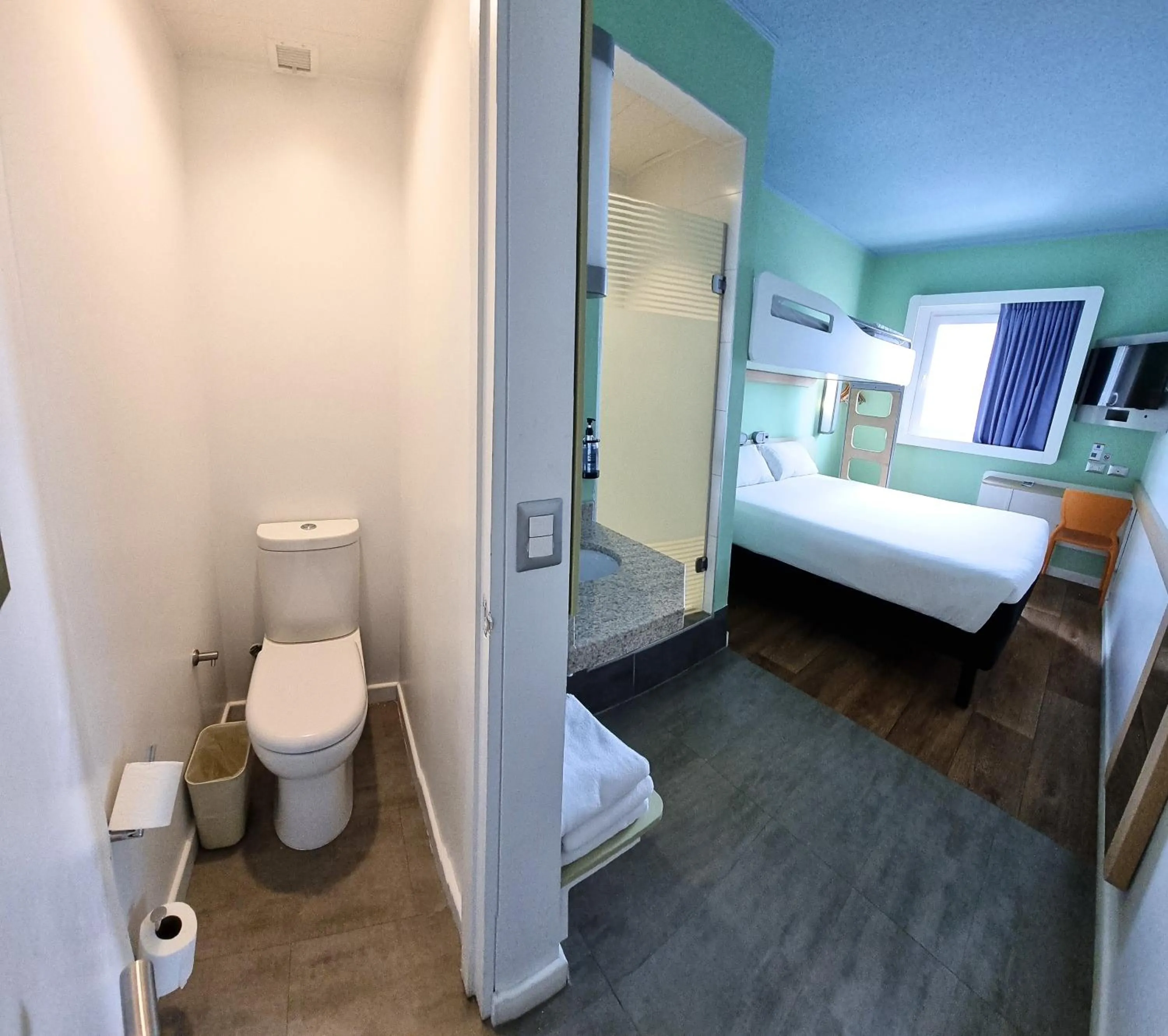 Bed in ibis budget Iquique